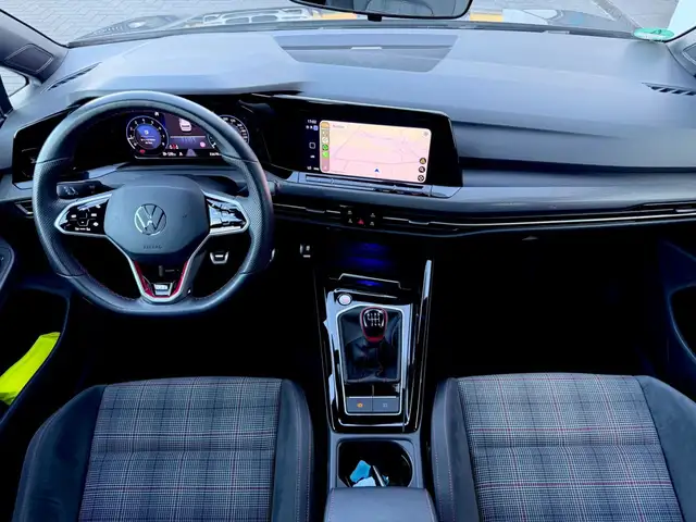 Volkswagen Golf view 11
