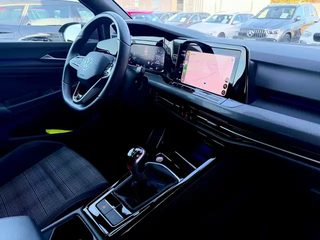 Volkswagen Golf view 12