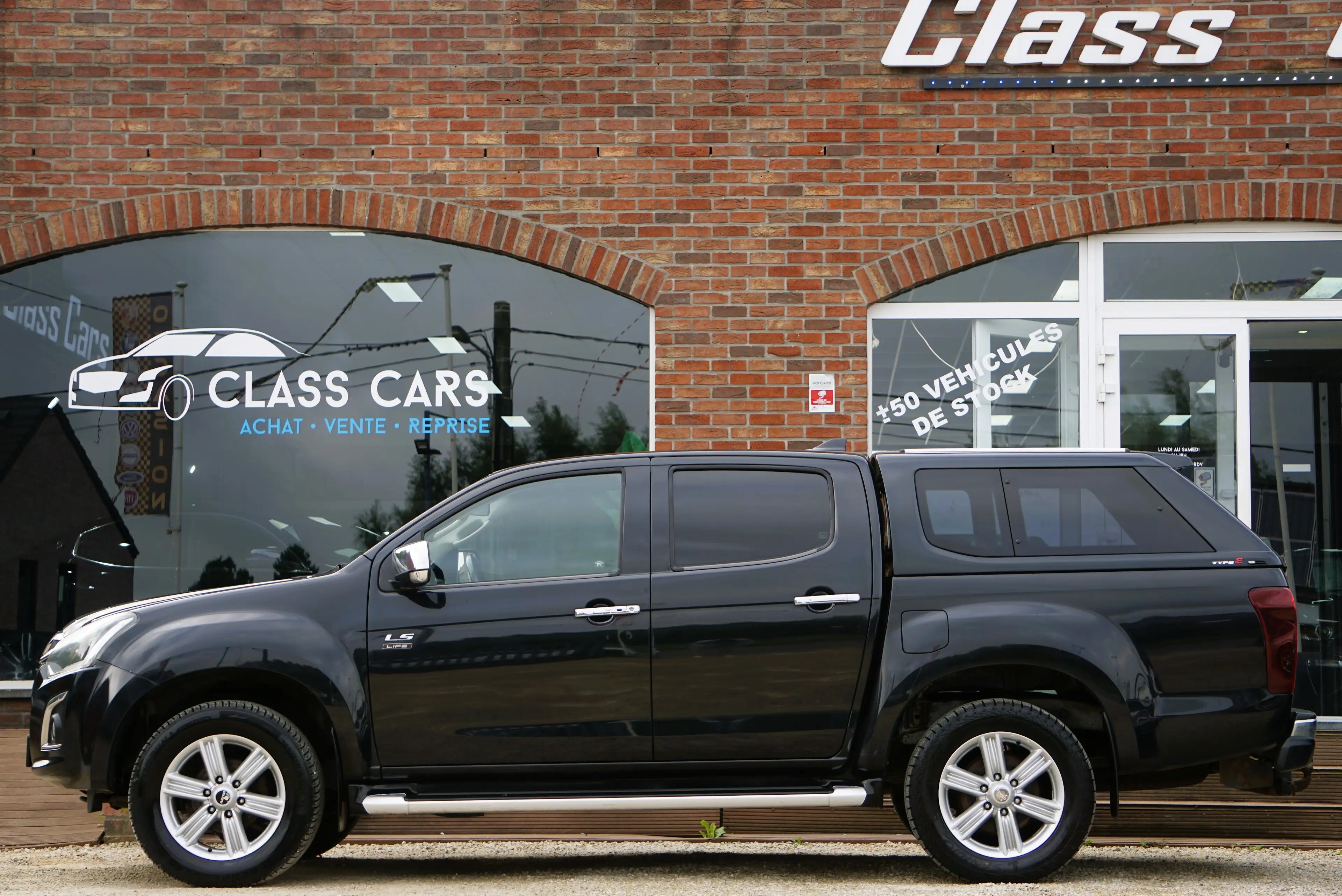 Isuzu D-Max 1.9 Turbo D 4WD UTLITAIRE NAVI CAMERA RADAR AV AR — photo 6
