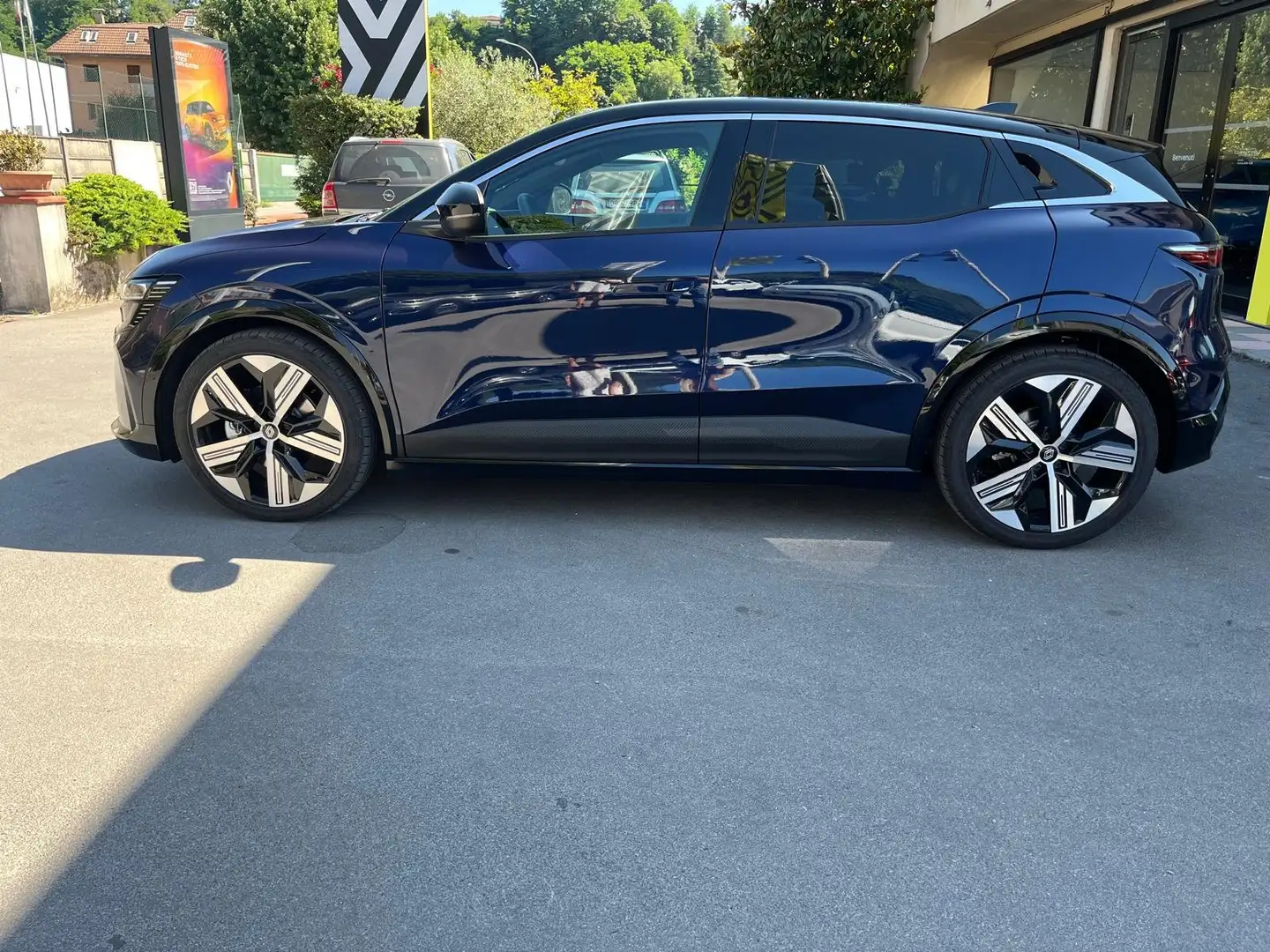 Renault Megane E-Tech Megane IV E-Tech Iconic EV60 220cv AC22 Blu/Azzurro - 2