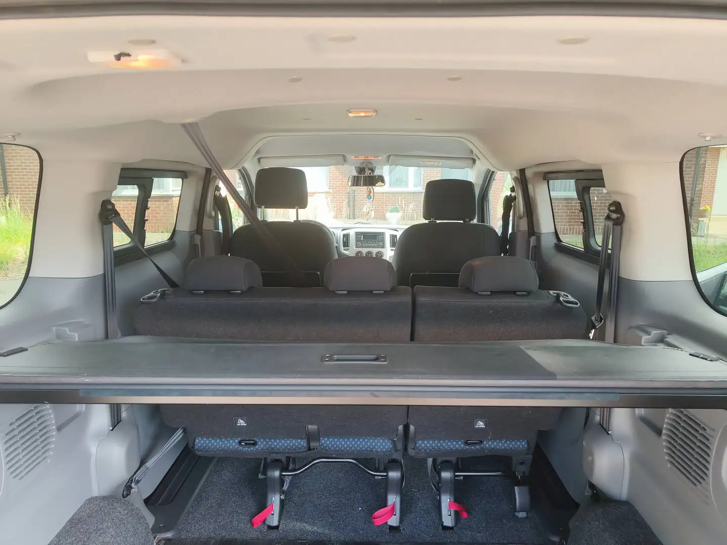 Nissan Evalia NV200 Braun - 1
