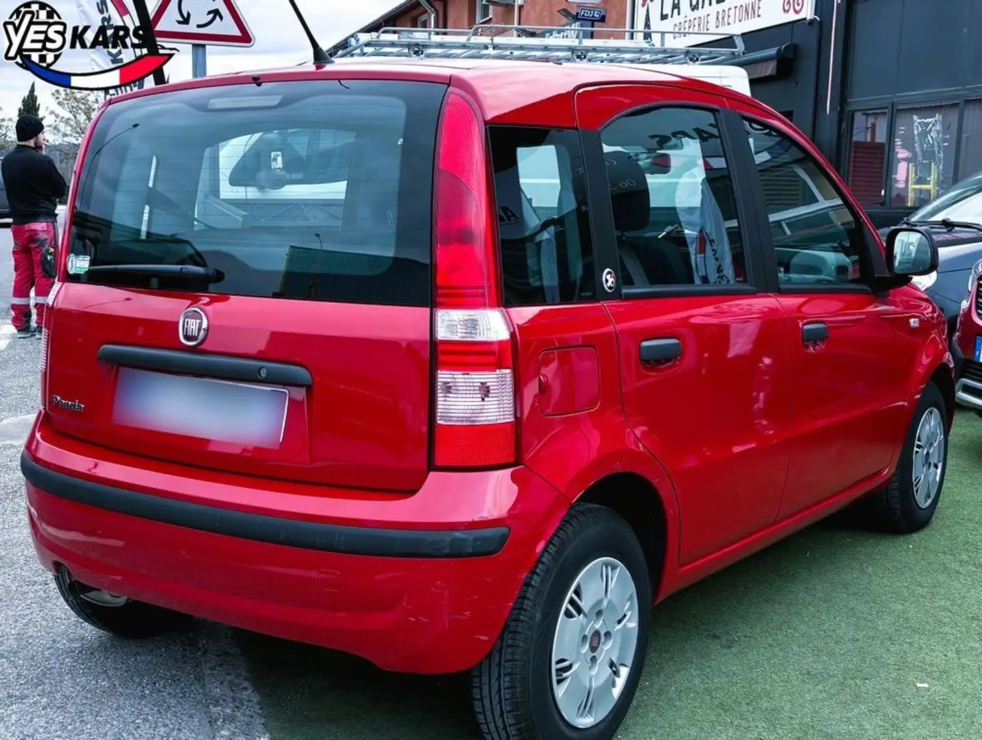 Fiat Panda 1.2 8v 69ch 30 TH-PREMIERE MAIN Rouge - 2