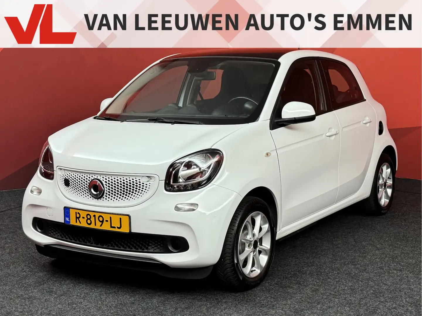 smart forFour EQ Comfort 18 kWh | Cruise control | Panoramadak| Weiß - 1