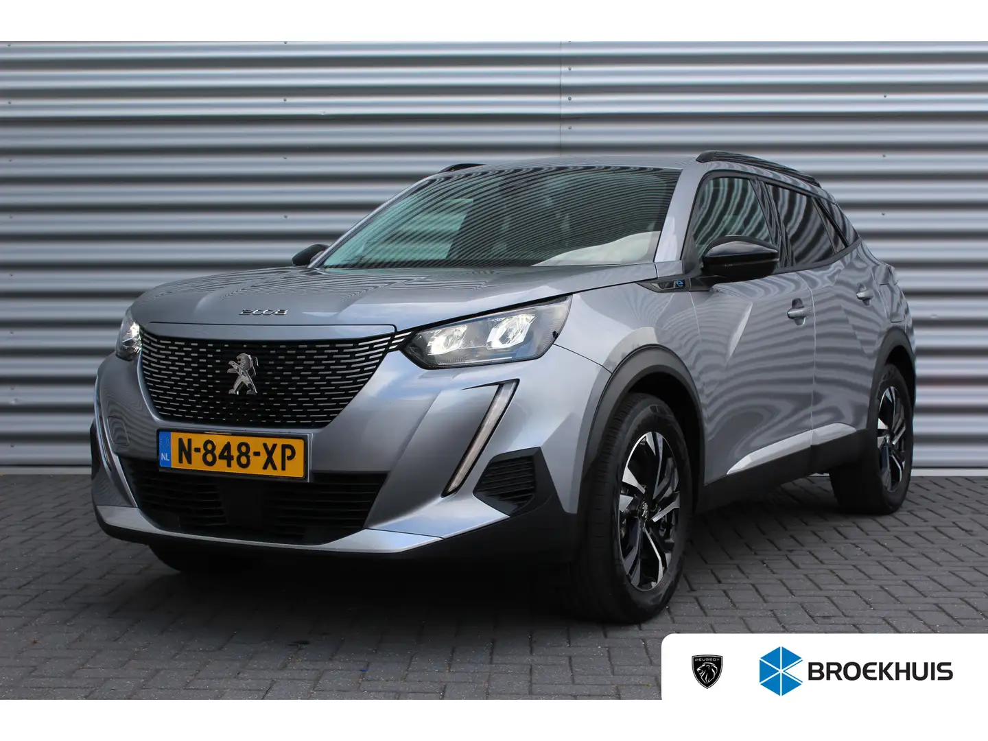 Peugeot e-2008 EV 136PK ALLURE PACK AUTOMAAT / NAVI / LEDER / CLI Grijs - 1