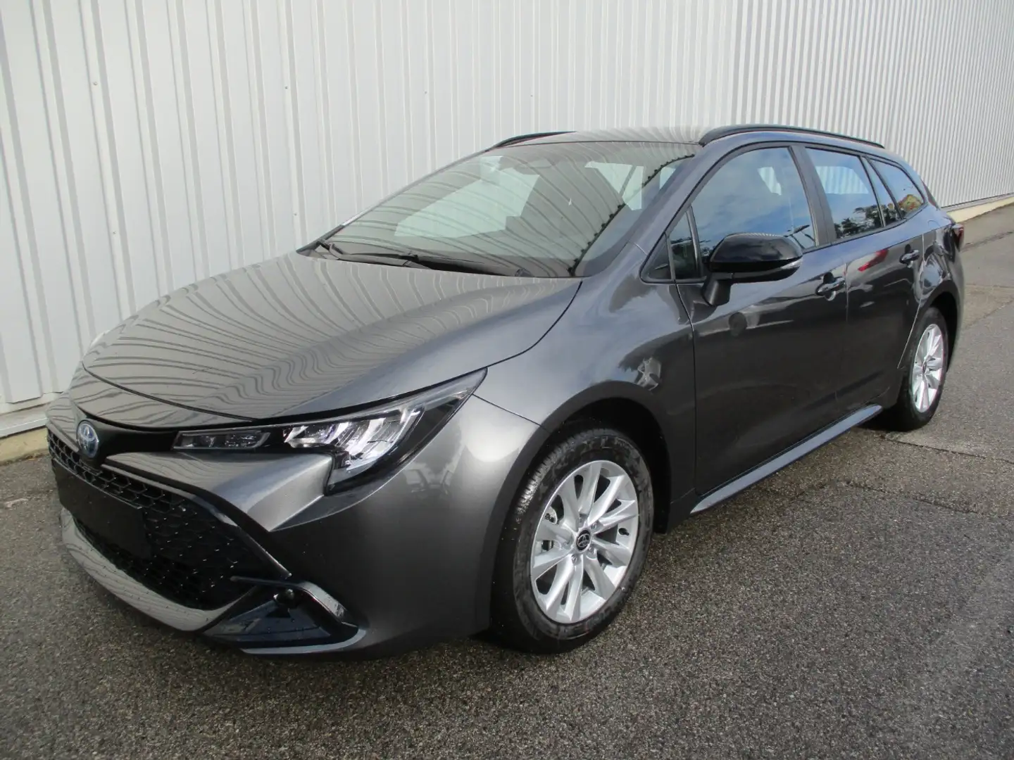 Toyota Corolla 1.8 Hybrid Touring Sports Active Gris - 2