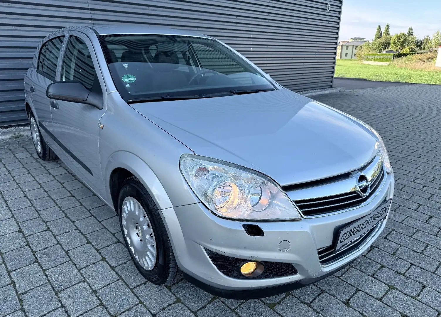 Opel Astra H Lim. Selection "110 Jahre"/Klima/TÜV:neu Silber - 2