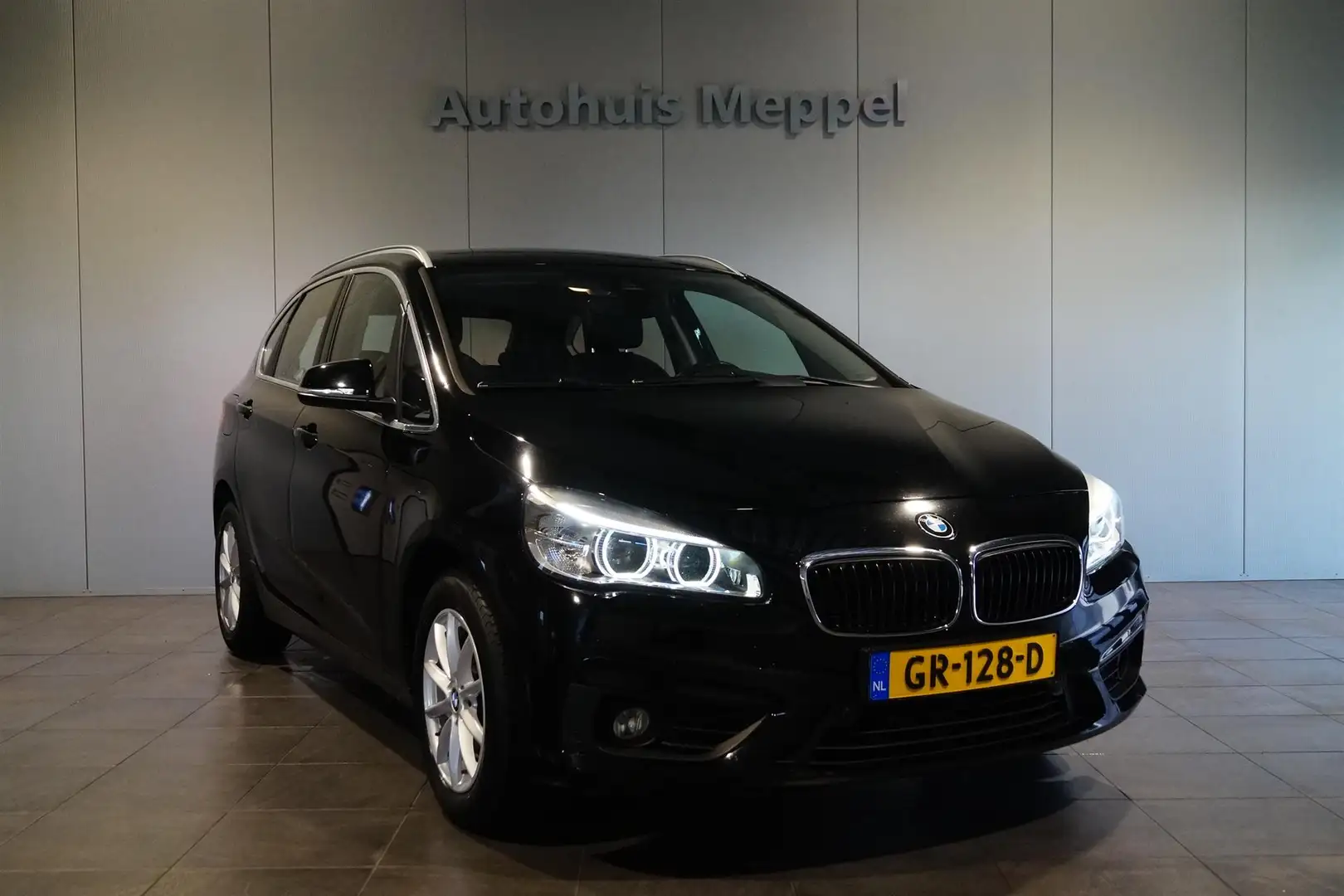 BMW 218 218i Active Tourer LED | Trekhaak | PDC | Sportsto Noir - 1