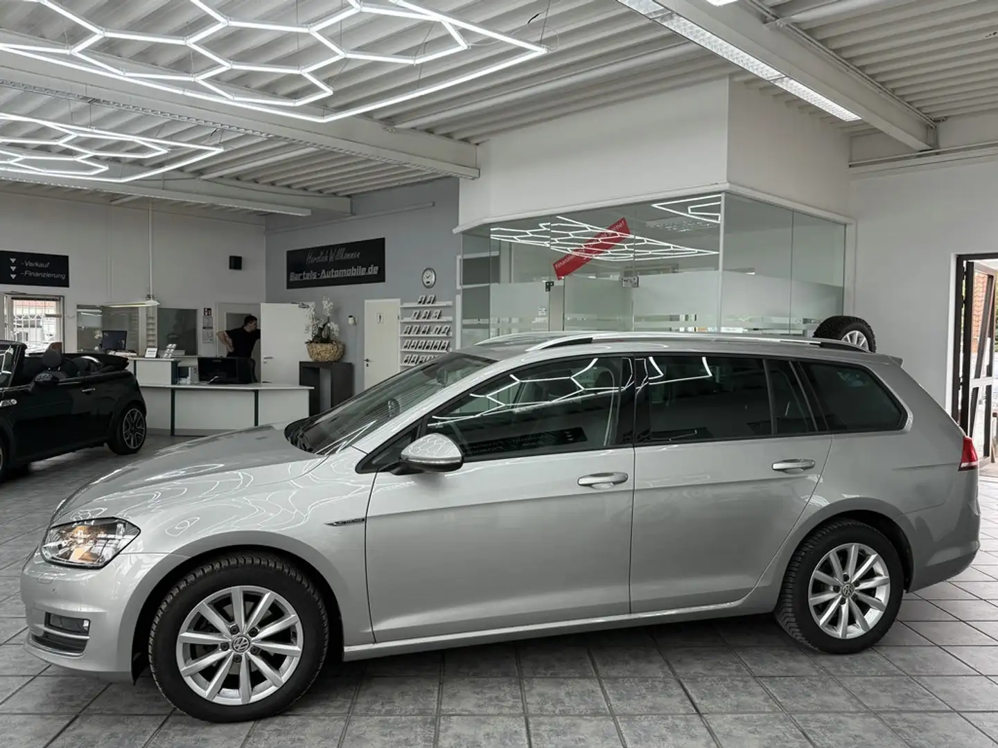 Volkswagen Golf VII Variant 1.2 TSI Lounge, Klima, Sitzh. Grau - 2