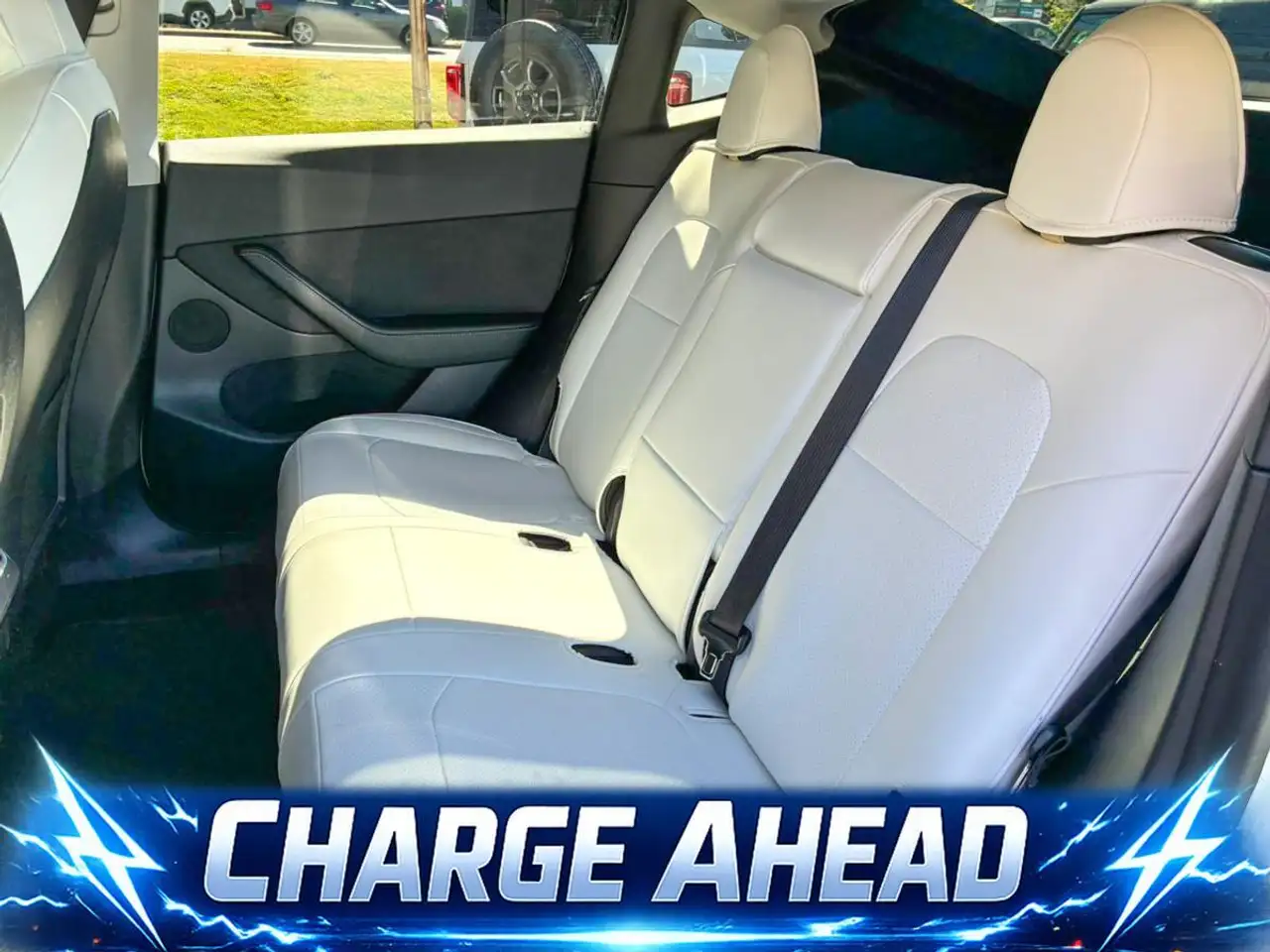 Tesla Model Y photo Tesla Model Y