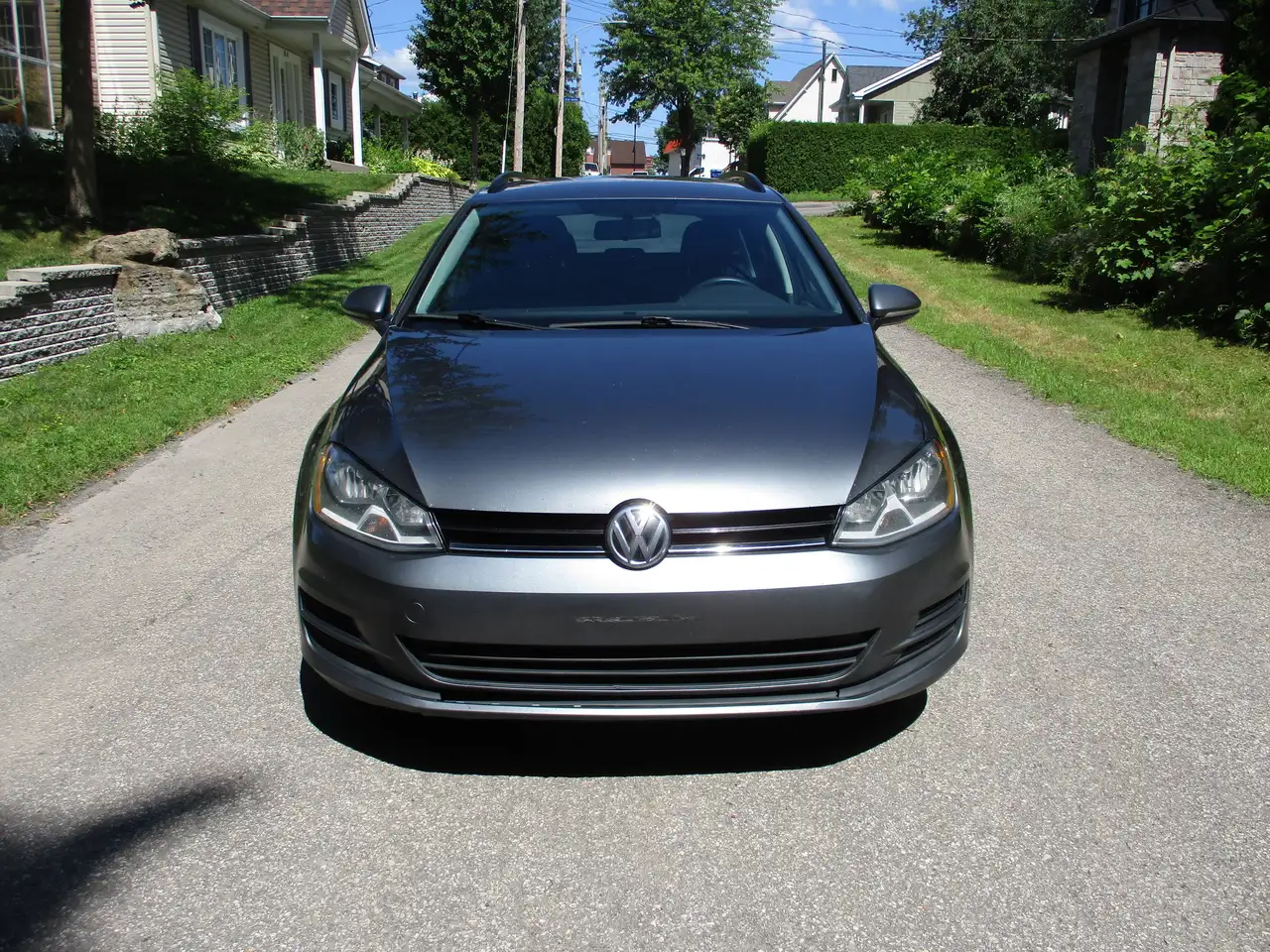 Volkswagen Golf photo Volkswagen Golf