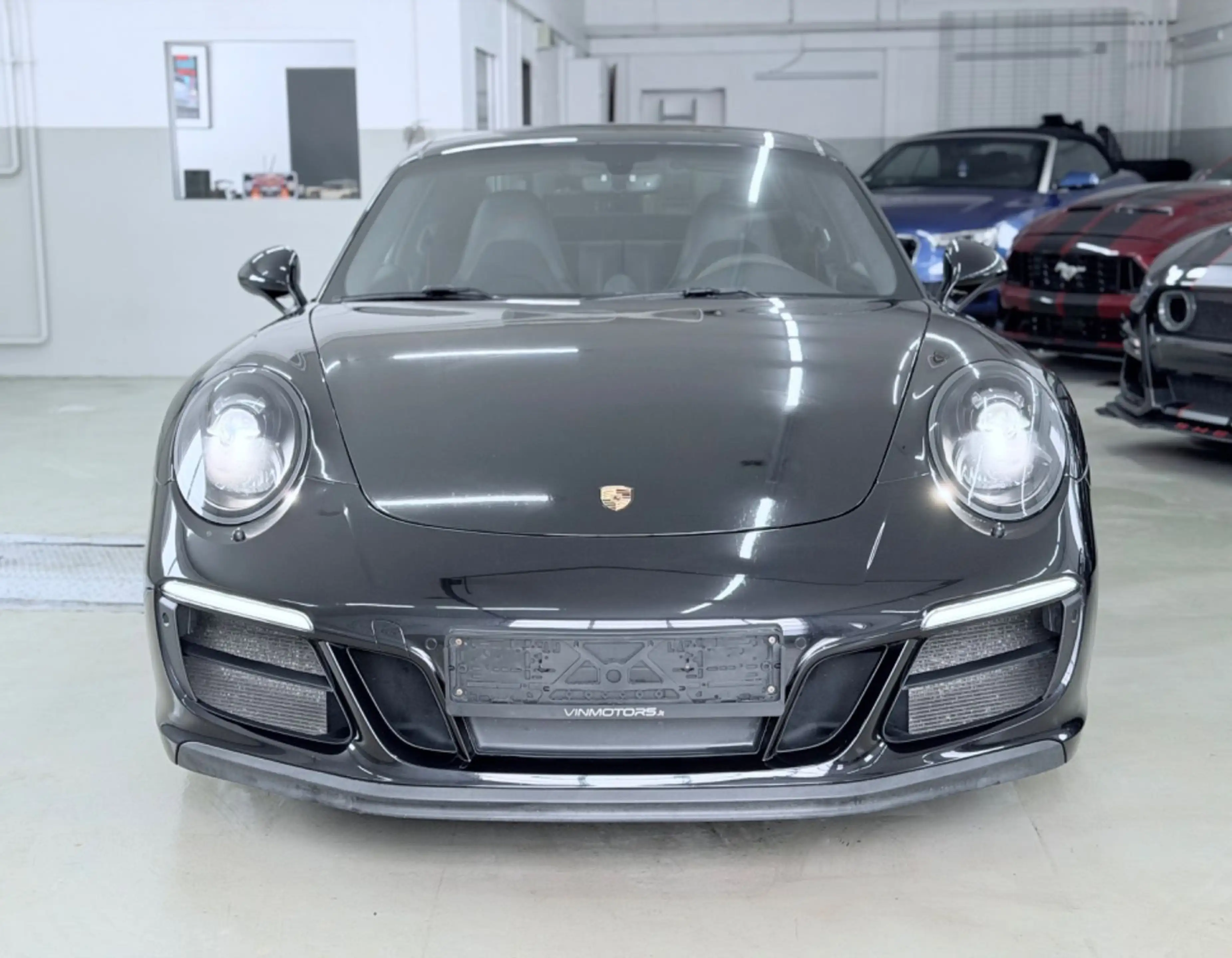 Porsche 991 Carrera GTS Coupé — photo 2