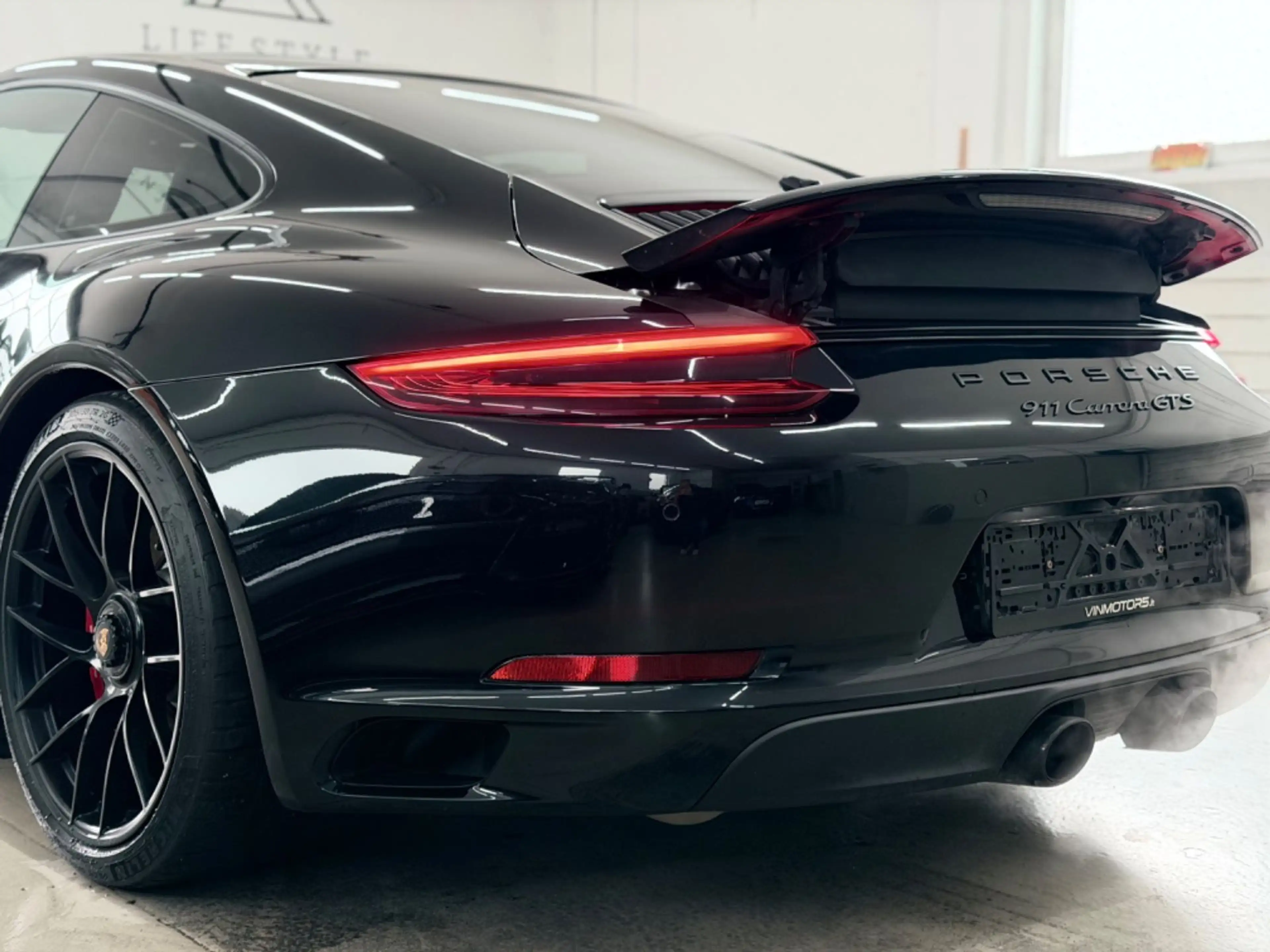 Porsche 991 Carrera GTS Coupé — photo 7