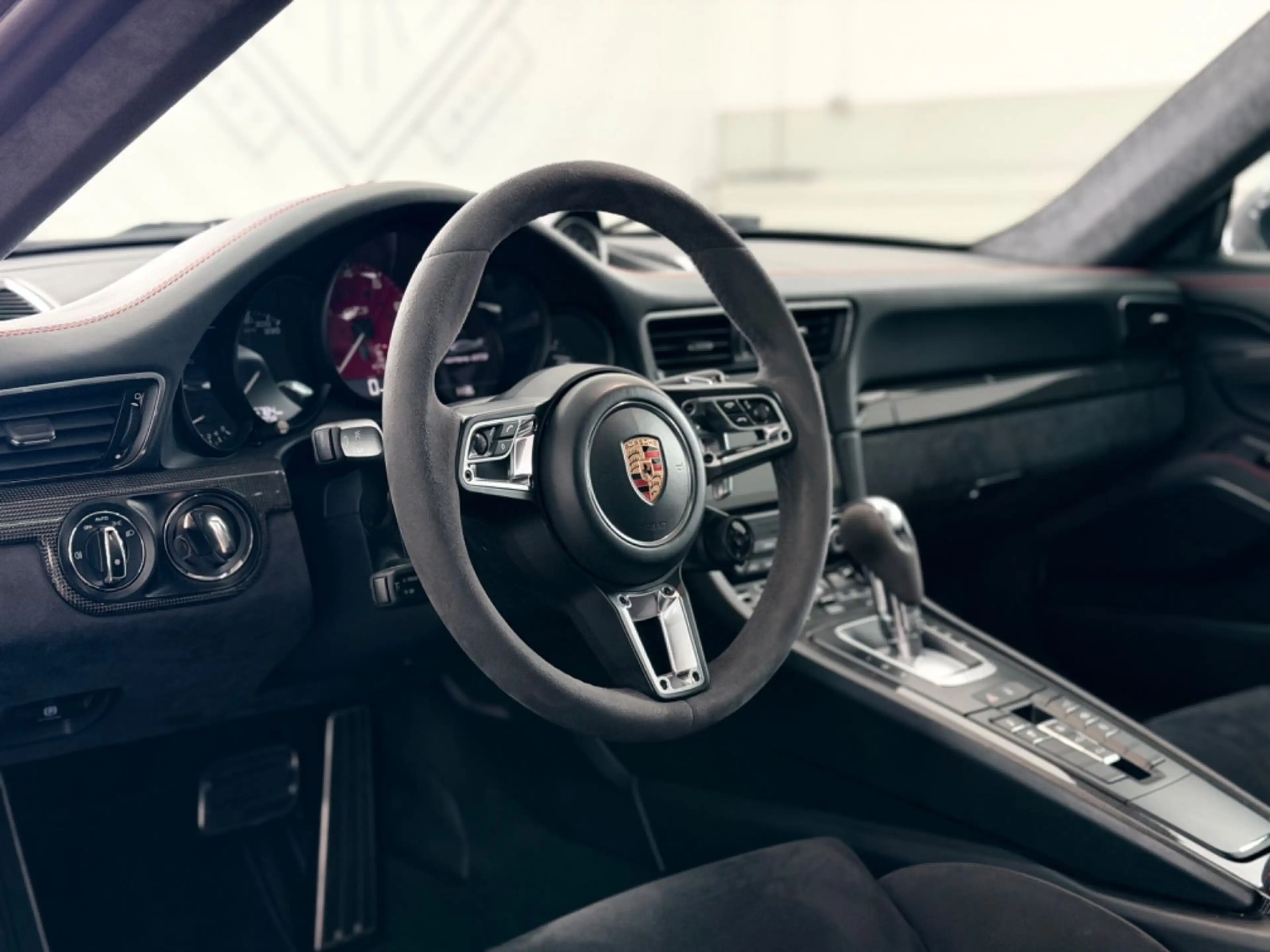 Porsche 991 Carrera GTS Coupé — photo 9