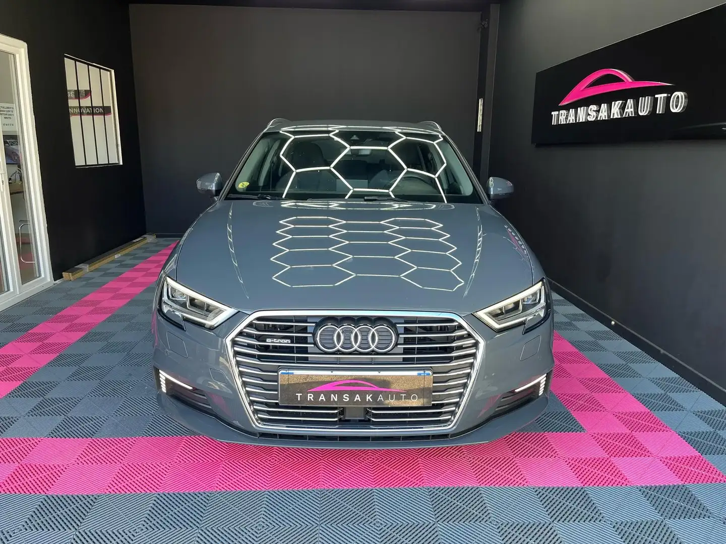 Audi A3 Design Luxe Gris - 2