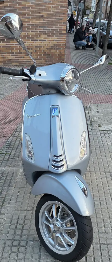 Vespa Primavera 125 Azul - 1