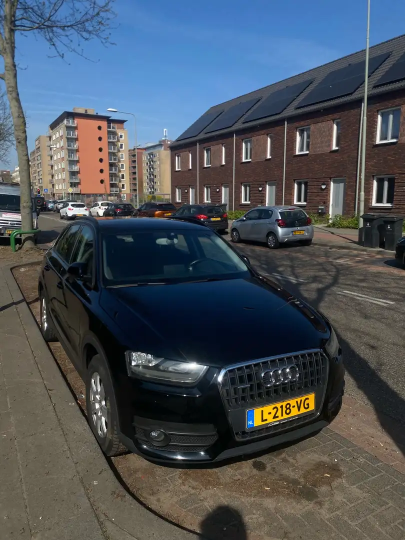 Audi Q3 2.0 TFSI quattro Zwart - 1