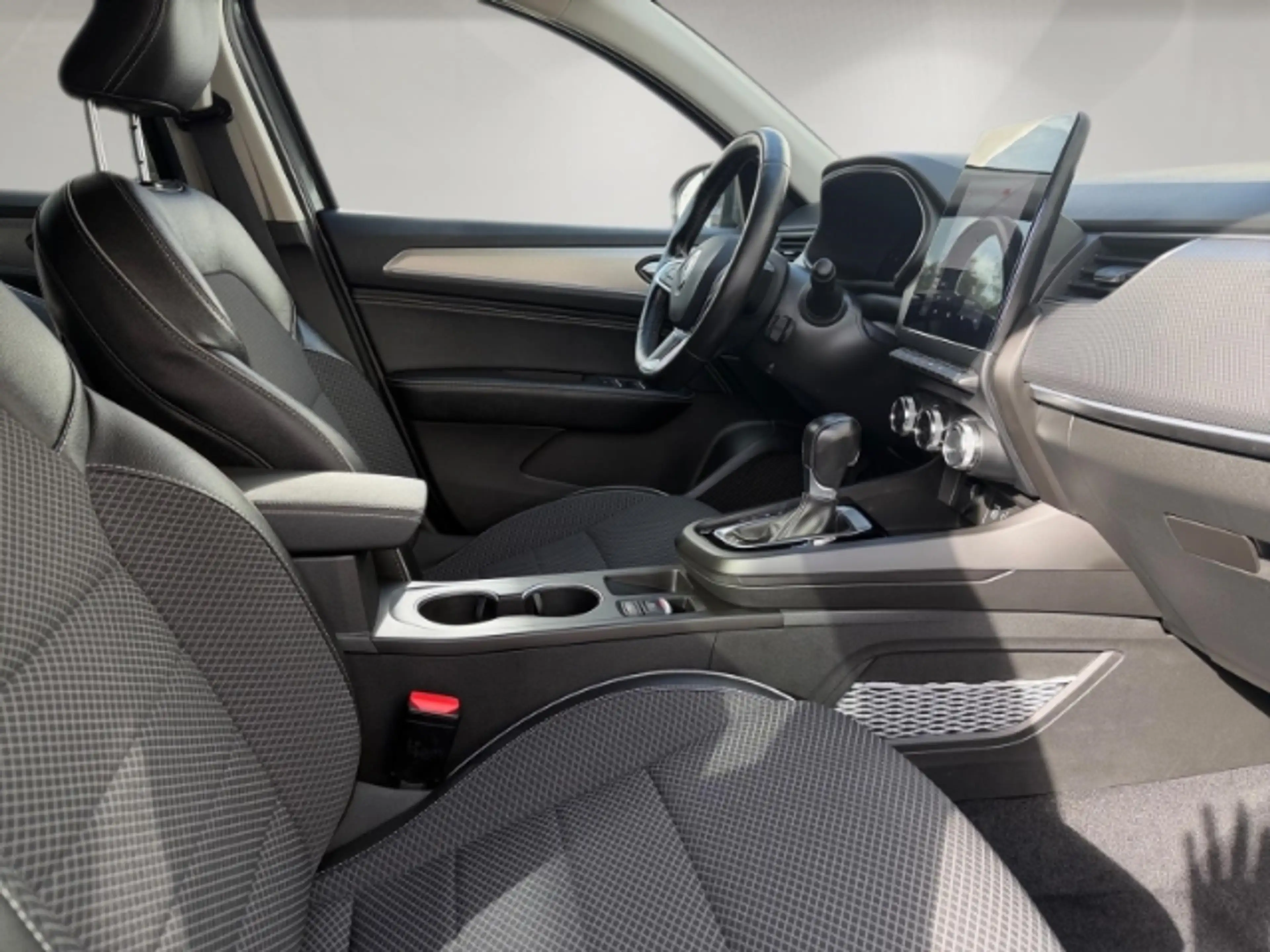 Renault Arkana 1.6 E-TECH Hybrid 145 Techno,RÜCKFAHRKAMERA,SHZ, — photo 13