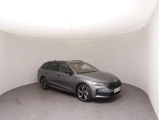 Skoda Octavia view 8