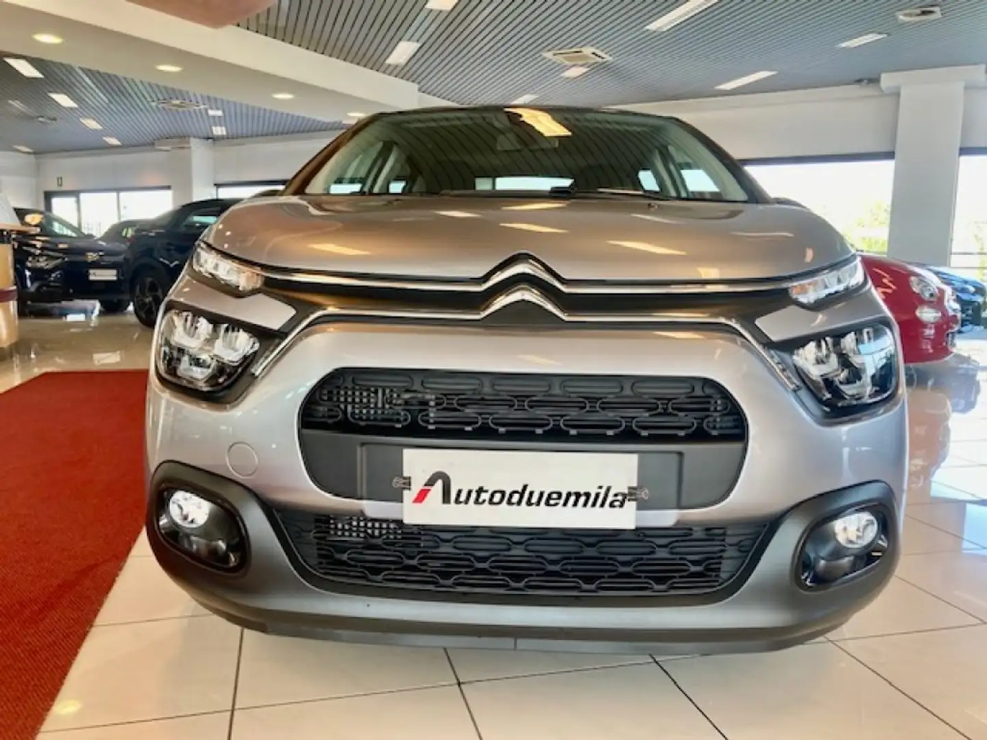Citroen C3 BlueHDi 100 S&S Shine Km 19600!! PREZZO REALE !! Grigio - 2