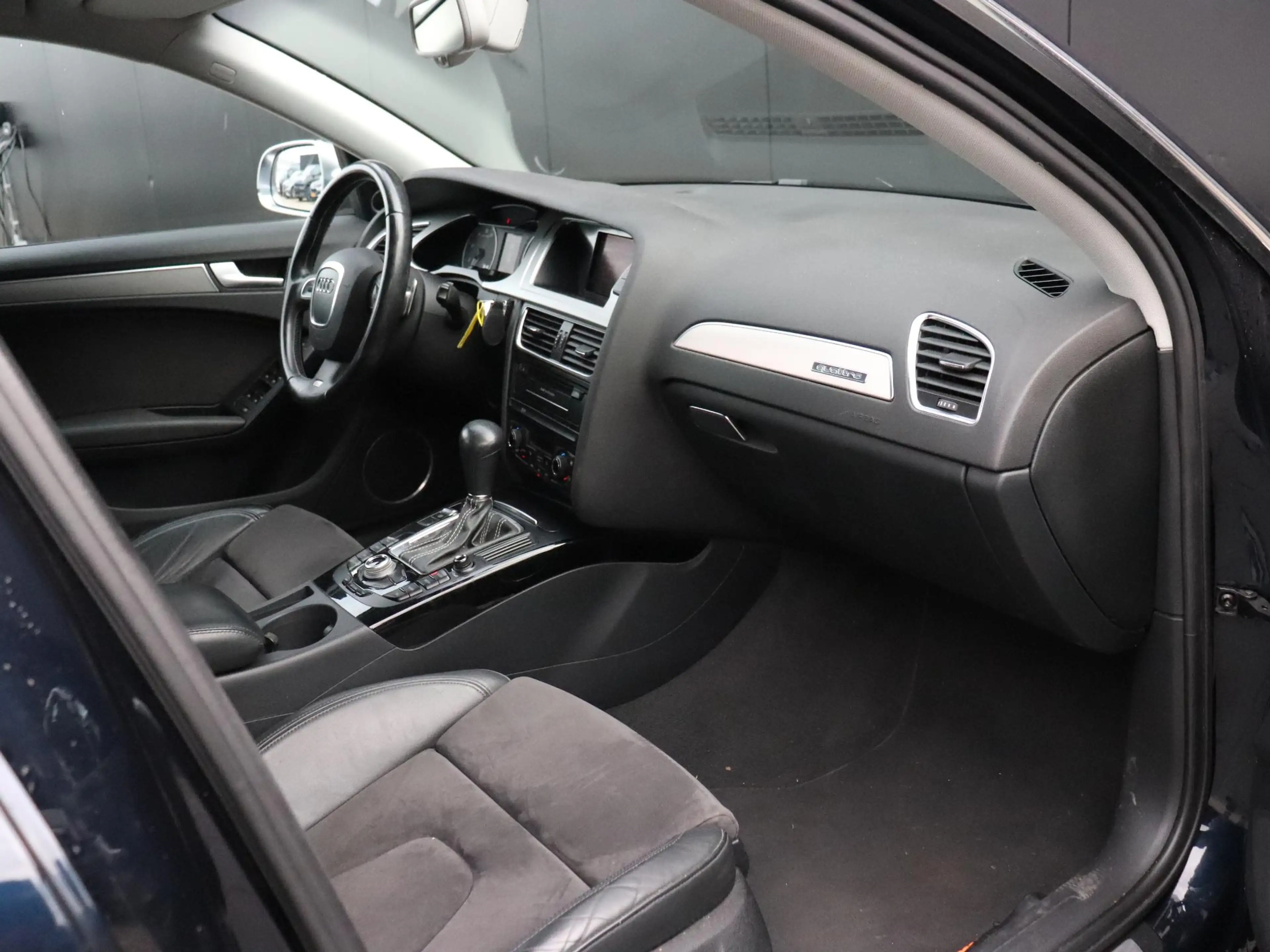 Audi A4 Avant 3.0 TFSI S4 quattro Pro Line | HALF LEDER | — photo 20