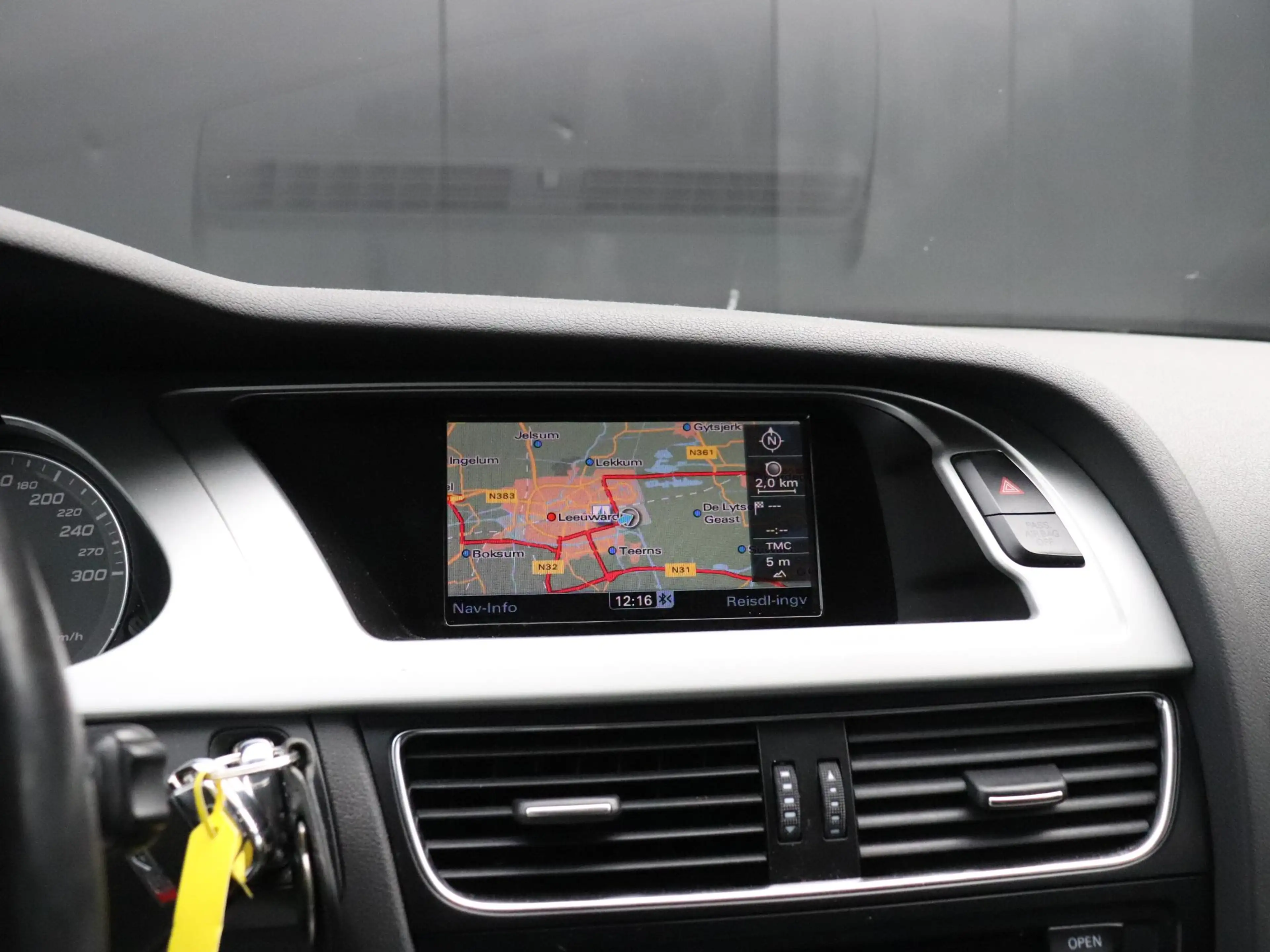 Audi A4 Avant 3.0 TFSI S4 quattro Pro Line | HALF LEDER | — photo 6