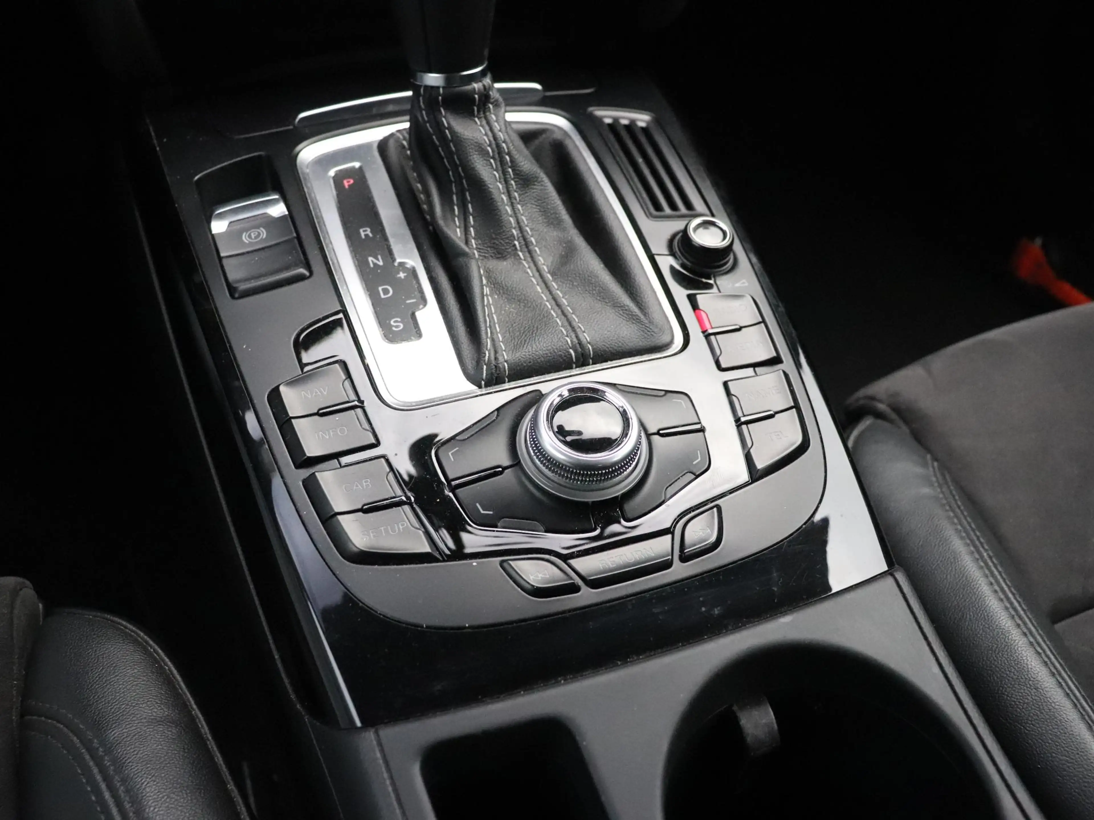 Audi A4 Avant 3.0 TFSI S4 quattro Pro Line | HALF LEDER | — photo 22