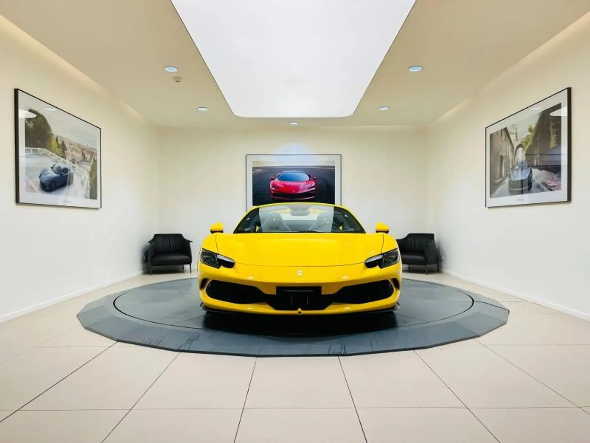 페라리 296 GTS 2025 노랑 사진 8