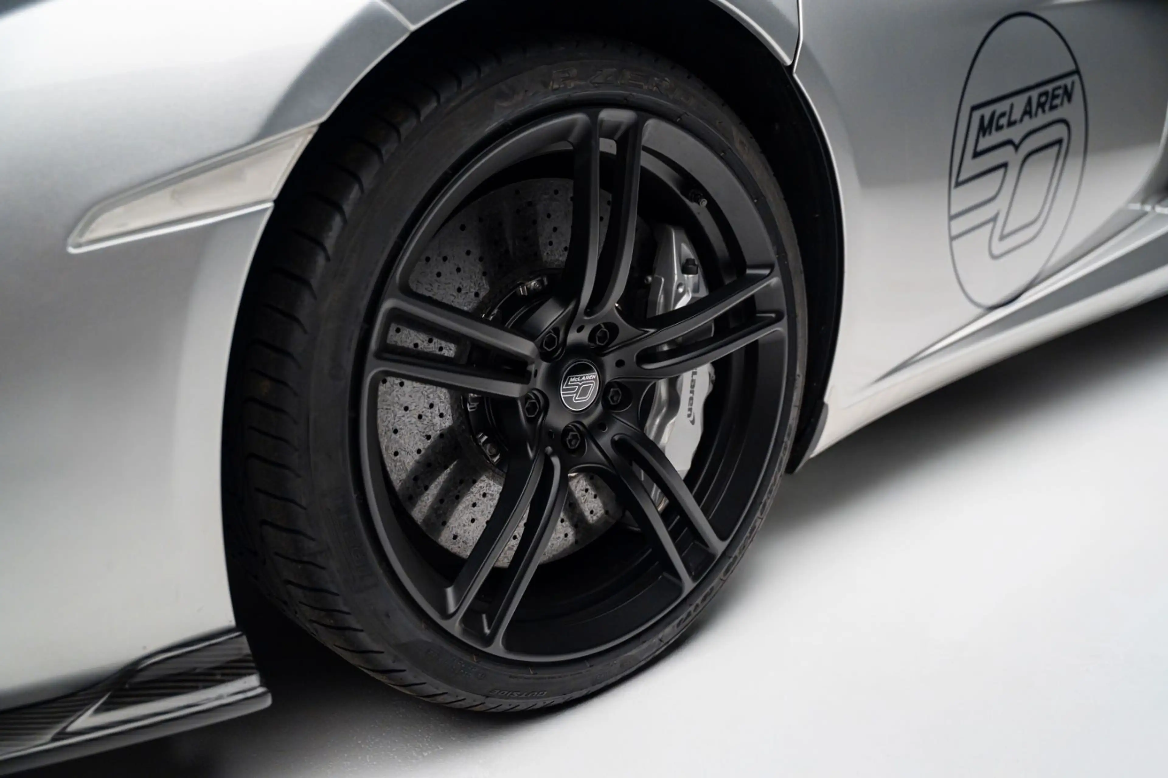 McLaren MP4-12C Edition 50 — photo 13