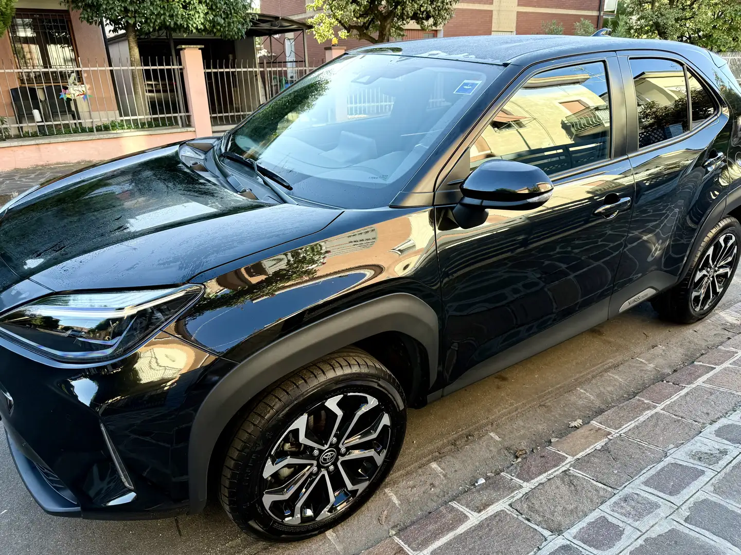 Toyota Yaris Cross TREND Noir - 2