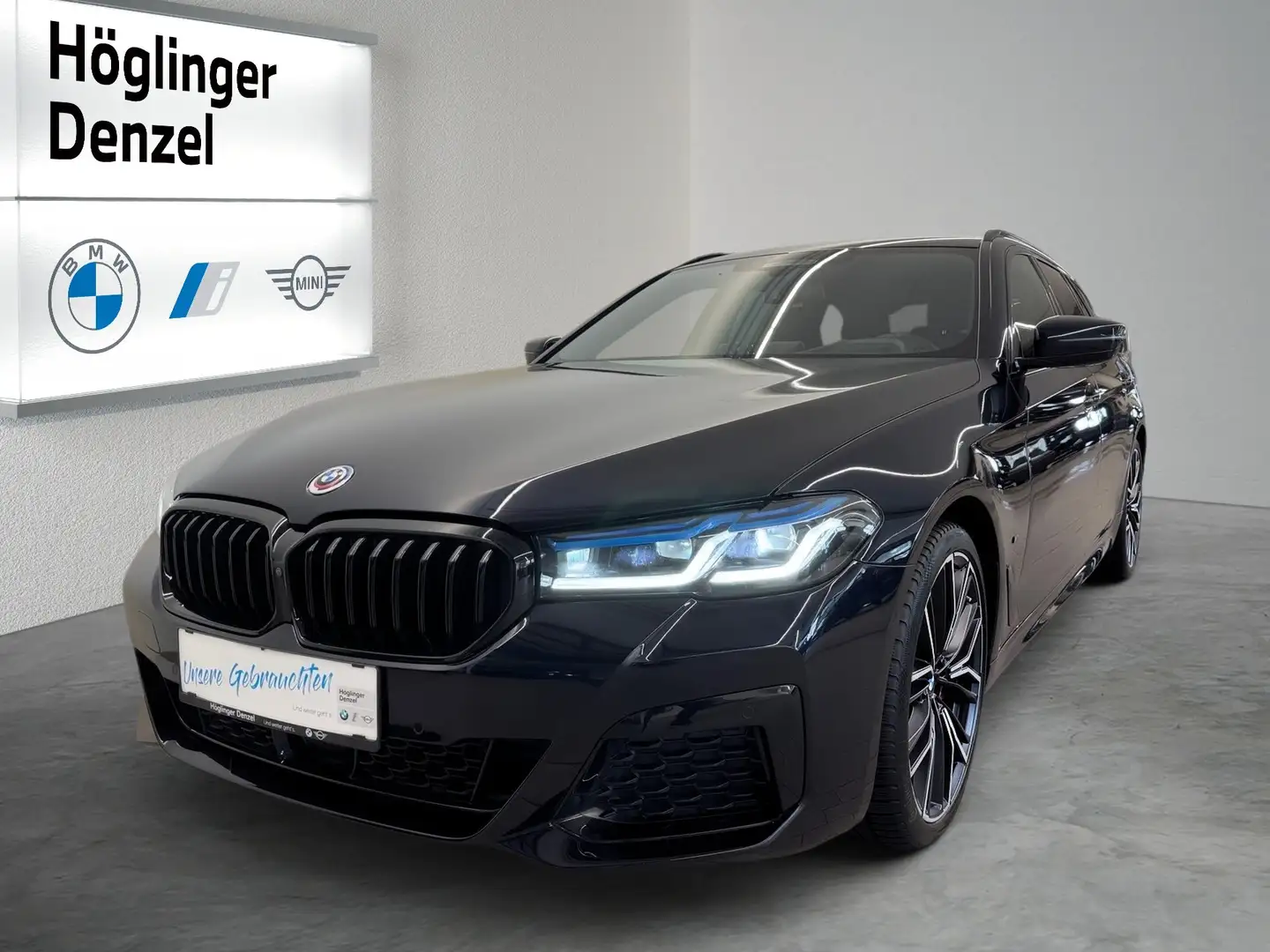 BMW 540 i xDrive Schwarz - 1
