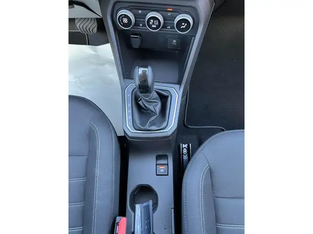 Dacia Sandero view 13