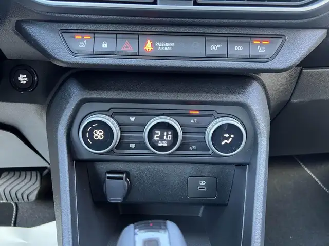 Dacia Sandero view 15