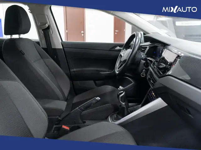 Volkswagen Polo view 14