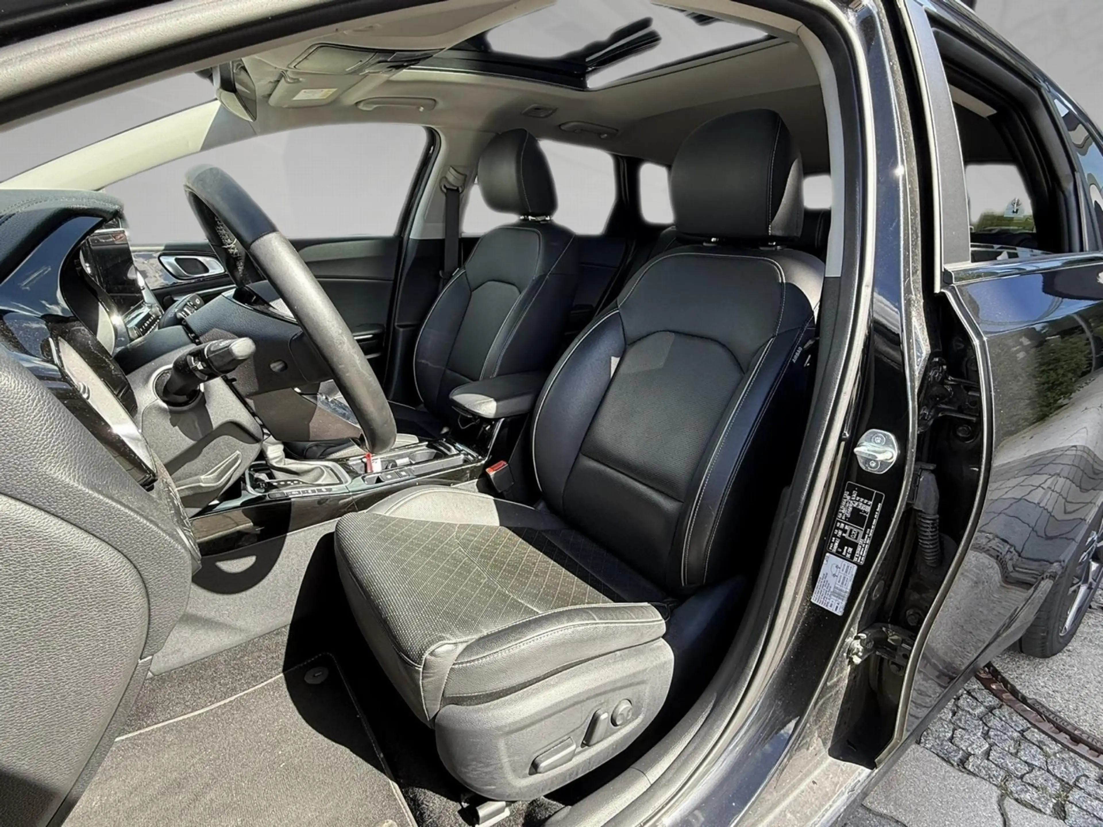 Kia Ceed / cee'd Ceed 1.6 CRDi Mild Hybrid Platinum Edition ACC — photo 7