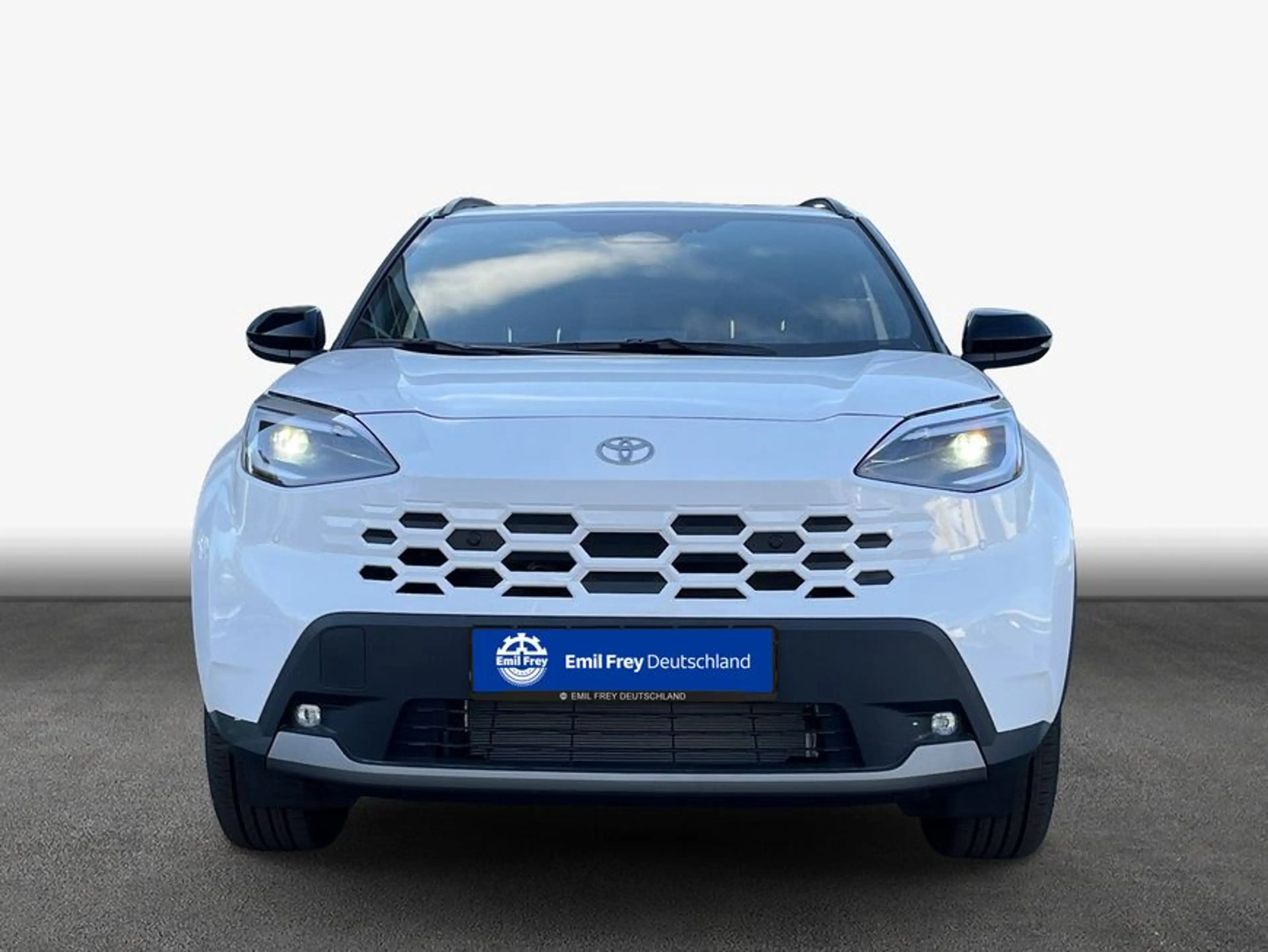 Toyota Yaris Cross Hybrid Teamplayer Technik-Paket PDC — photo 3
