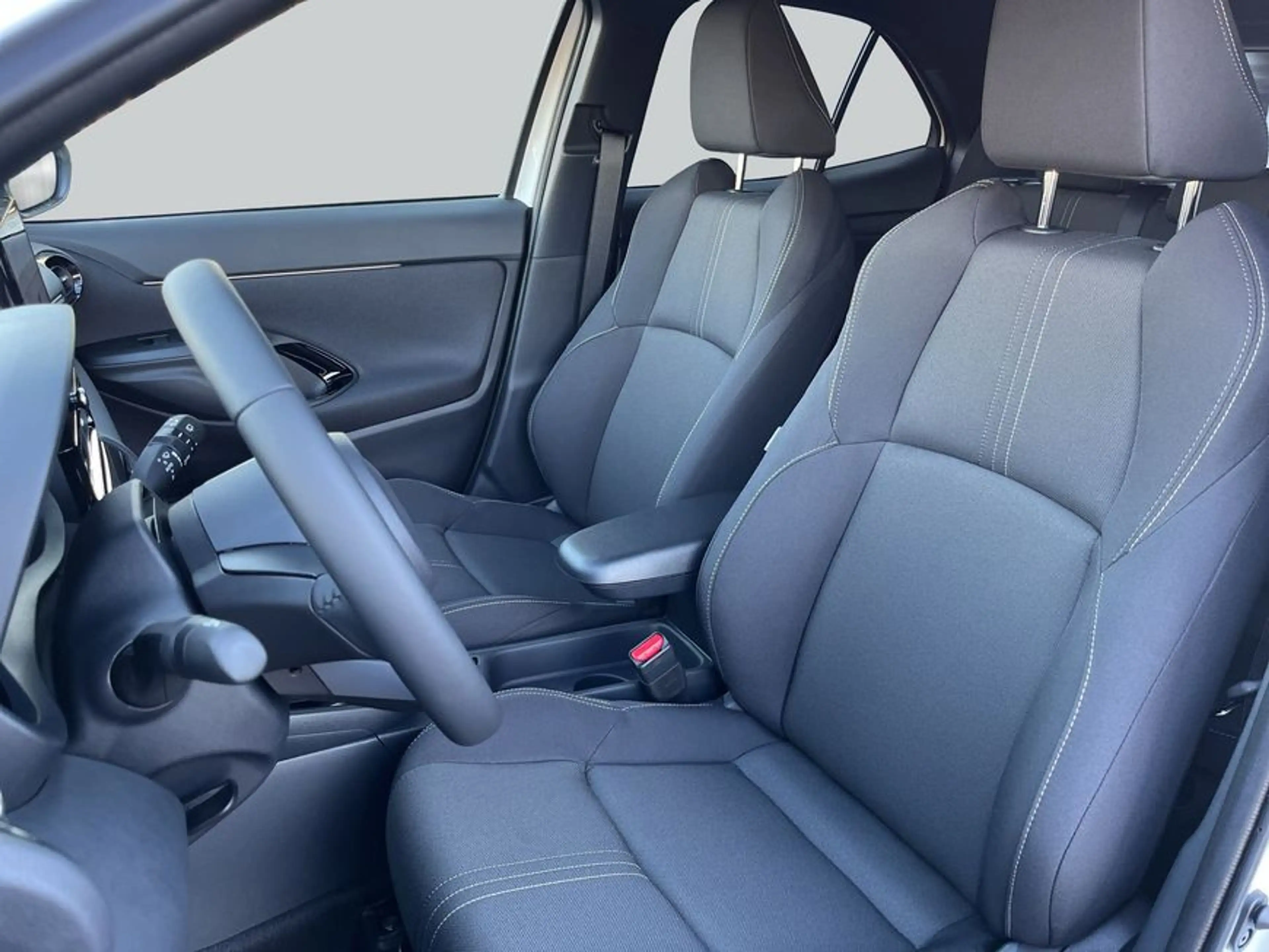 Toyota Yaris Cross Hybrid Teamplayer Technik-Paket PDC — photo 10