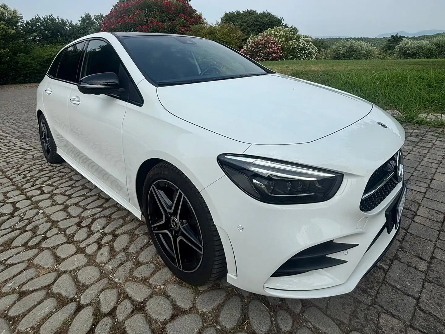 Mercedes-Benz B 200 PREMIUM AMG LINE Bianco - 1