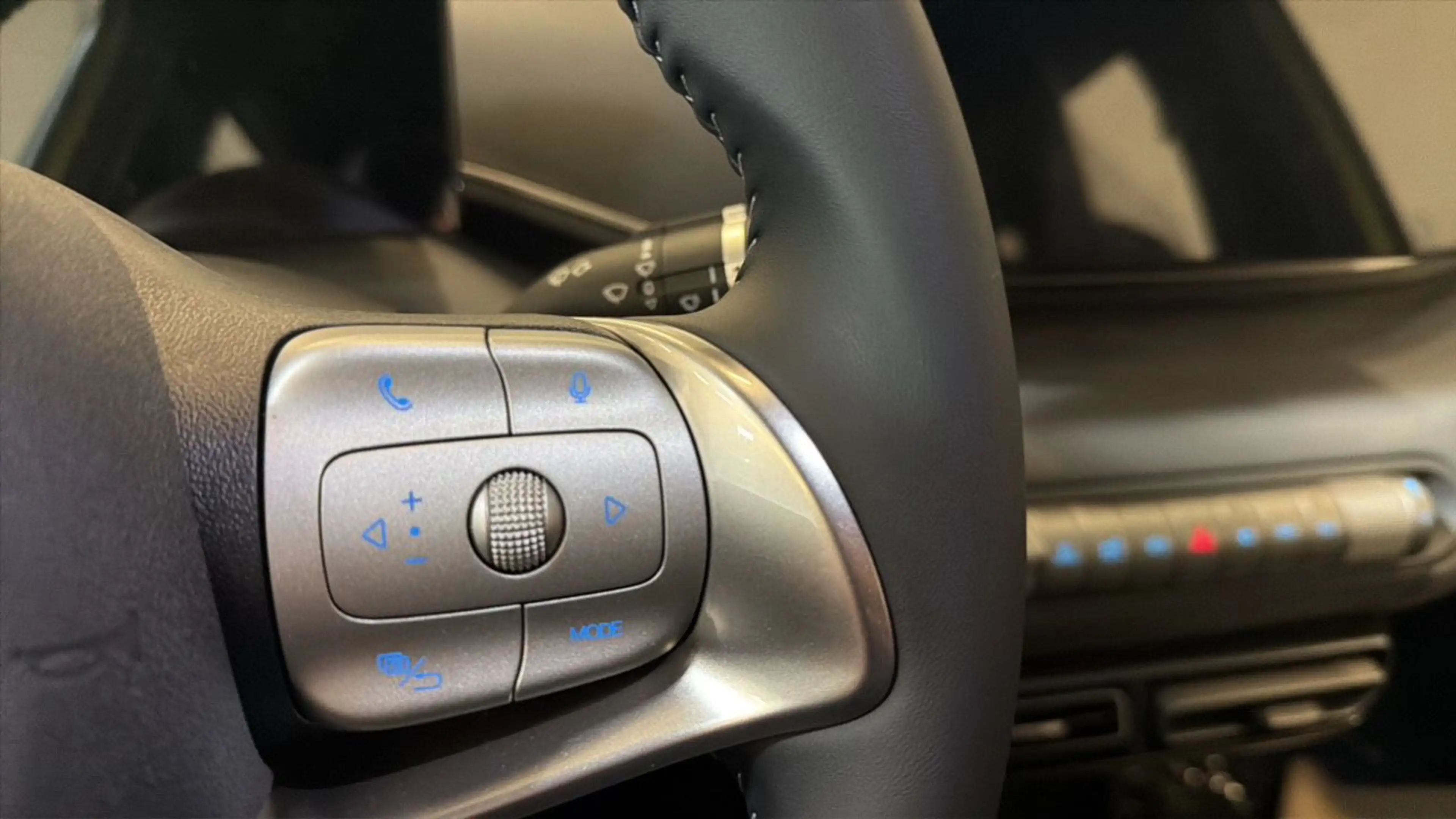 BYD Dolphin Surf 65 kW Active 43.2kWh LED*Leder*RFK*NAVI*ASSIST*PDC — photo 14
