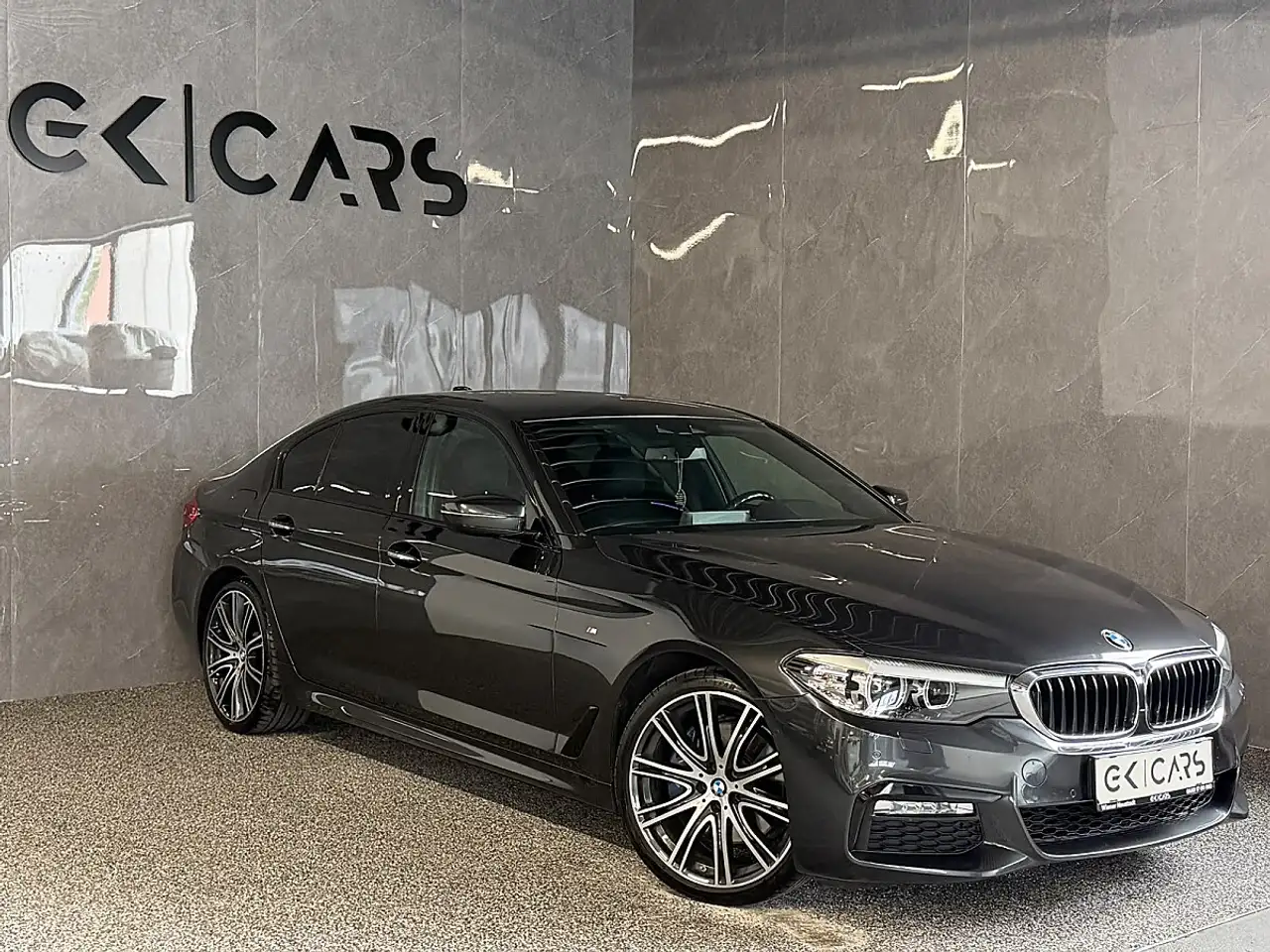 BMW 530