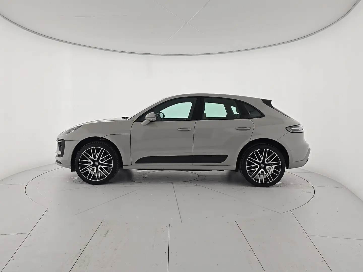 Porsche Macan 2.0 Grau - 2