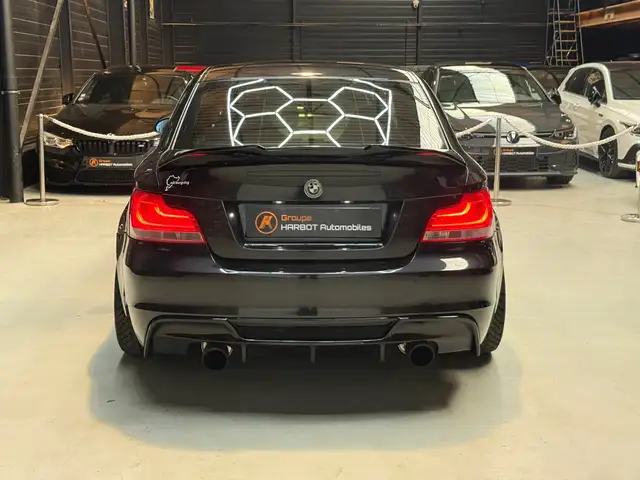 BMW 1 Series view 5