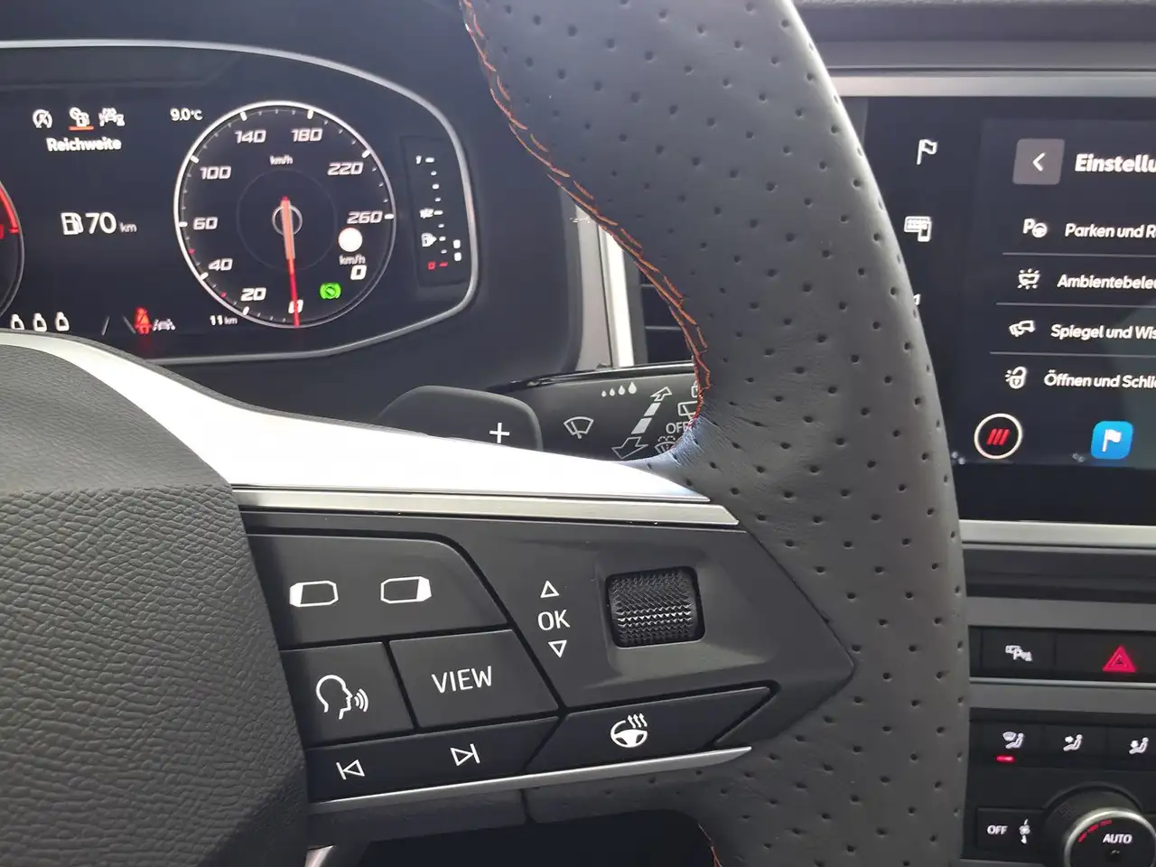 SEAT Ateca DSG FR Black Edition 360°|AHK|ACC|El.Heckkl. 11