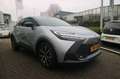 Toyota C-HR 1.8 Hybrid 140 Business Plus D-Team navigatie / ca Gris - thumbnail 3