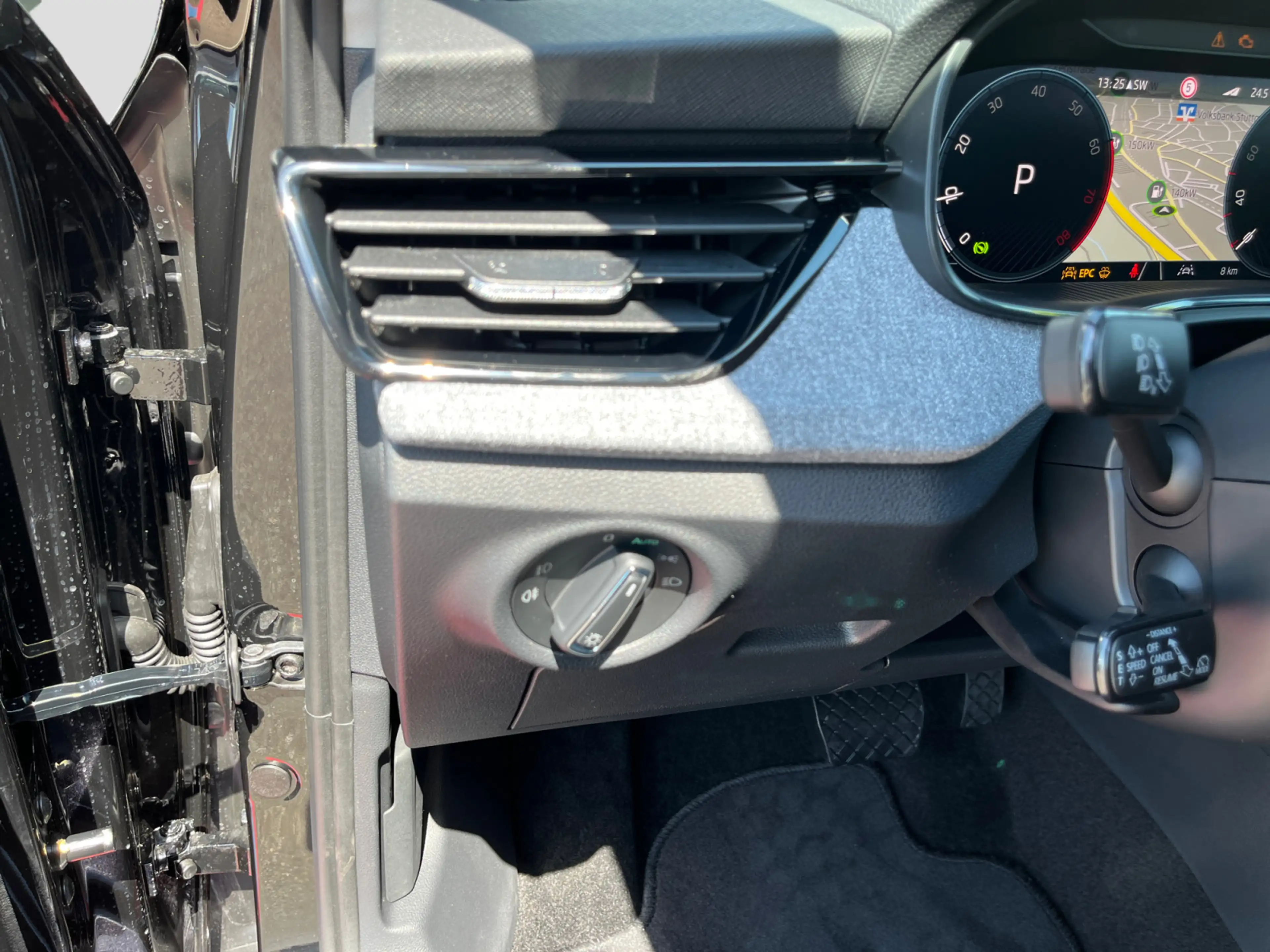 Skoda Kamiq Balance 1,0 TSI DSG Navi ACC AHK KESSY SHZ — photo 13