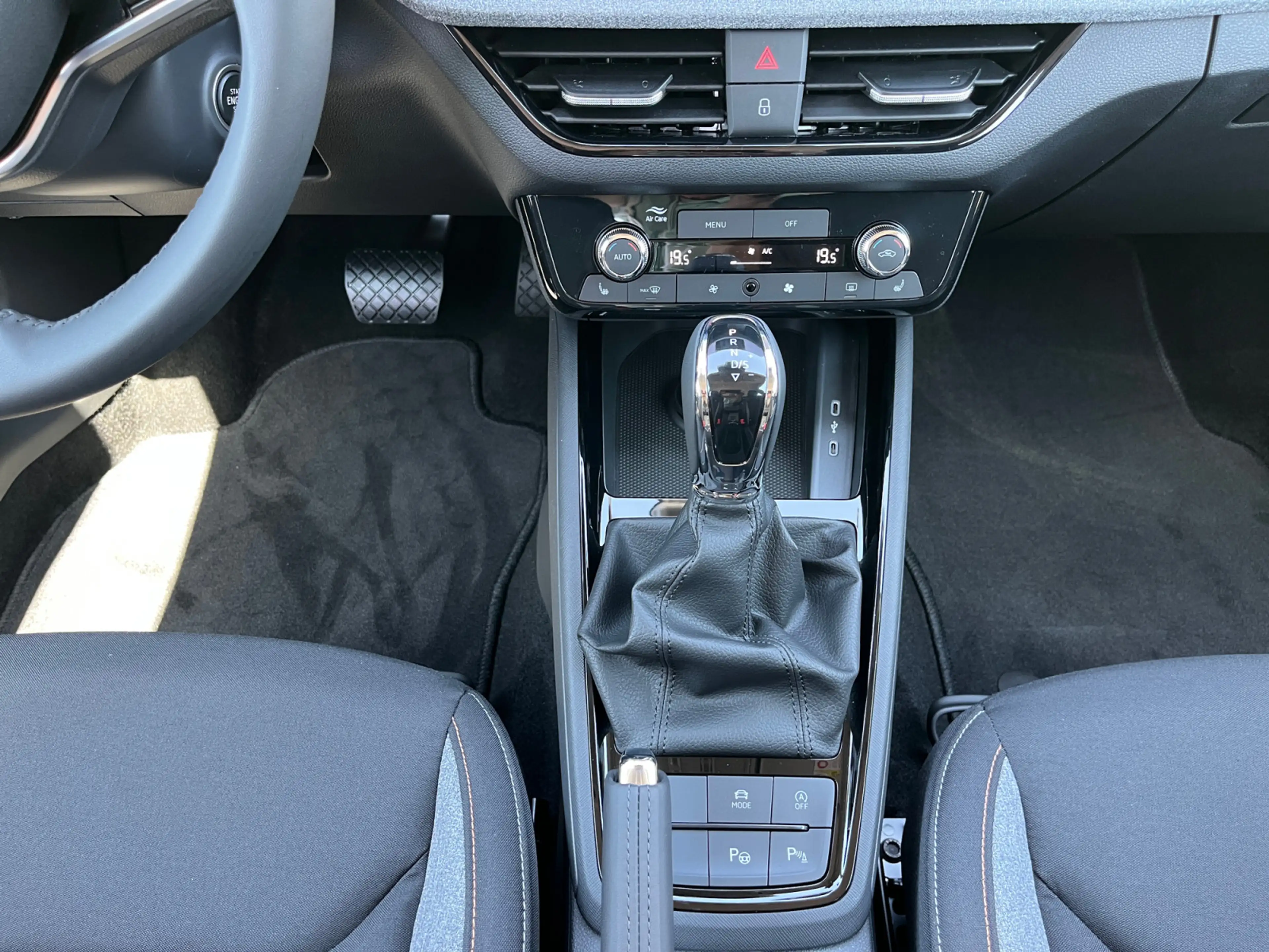 Skoda Kamiq Balance 1,0 TSI DSG Navi ACC AHK KESSY SHZ — photo 8