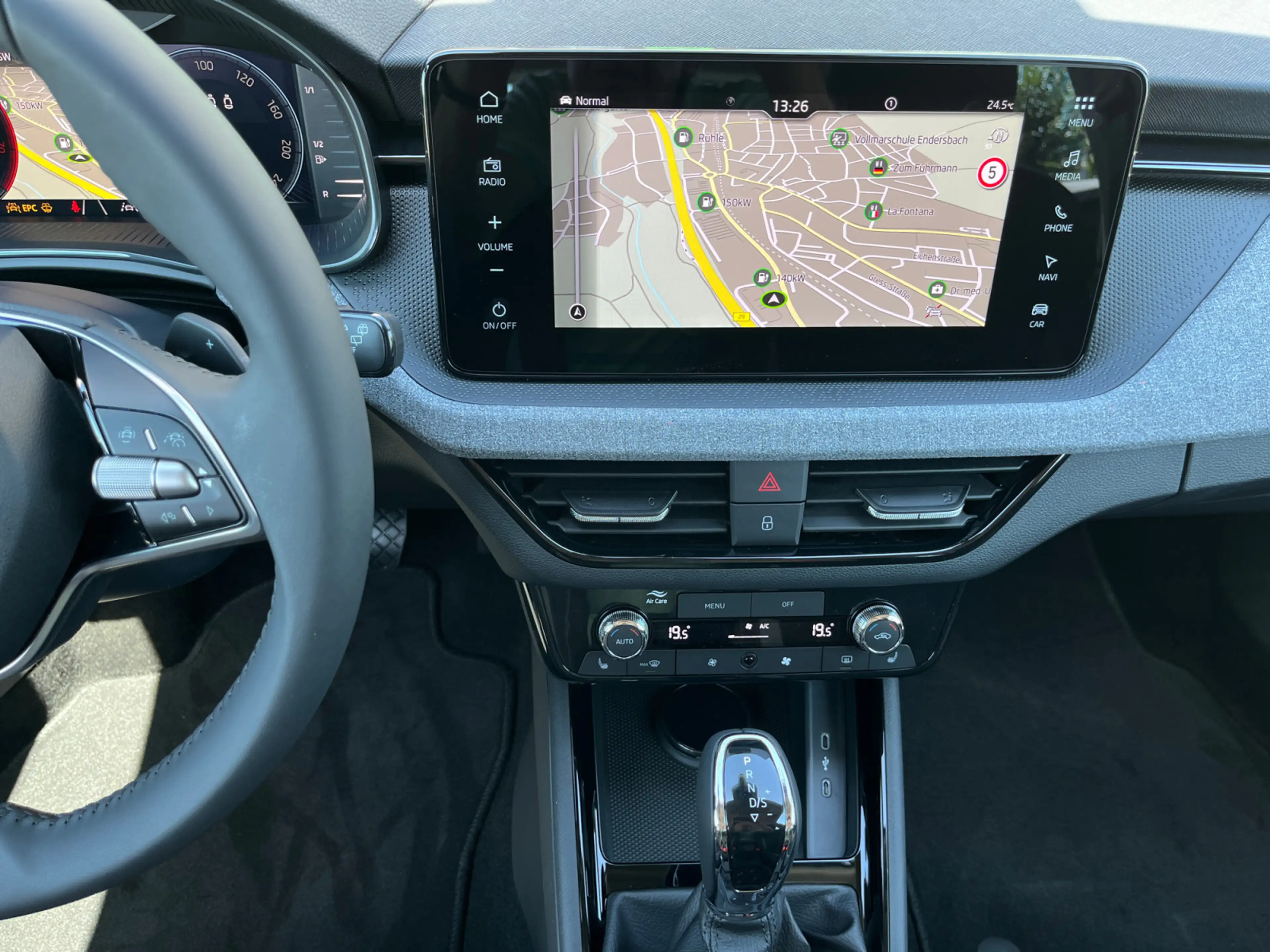 Skoda Kamiq Balance 1,0 TSI DSG Navi ACC AHK KESSY SHZ — photo 7
