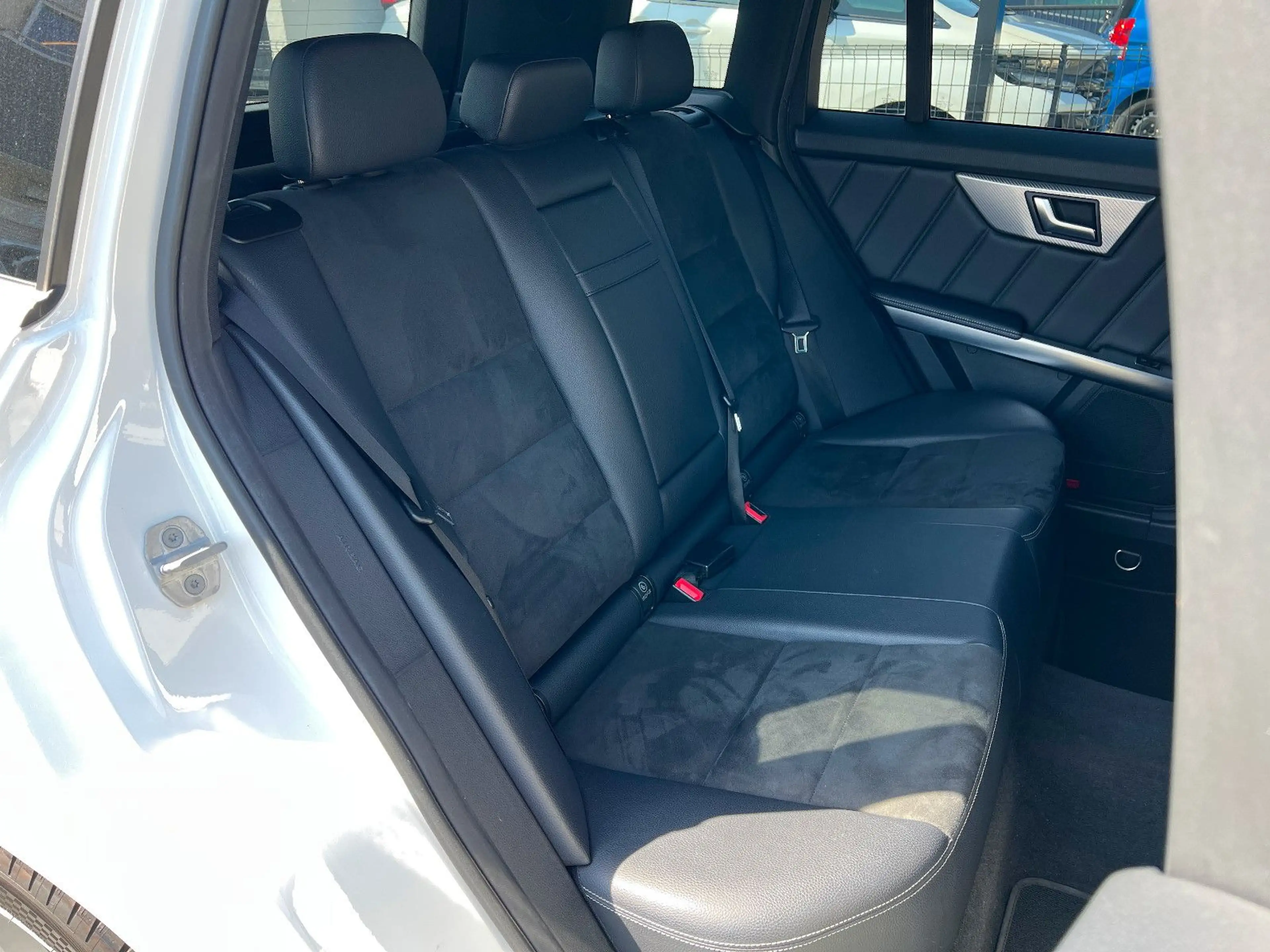 Mercedes-Benz GLK 350 * 4Matic*NAV*KAM*XENO*GARANTIE*AMG* — photo 12