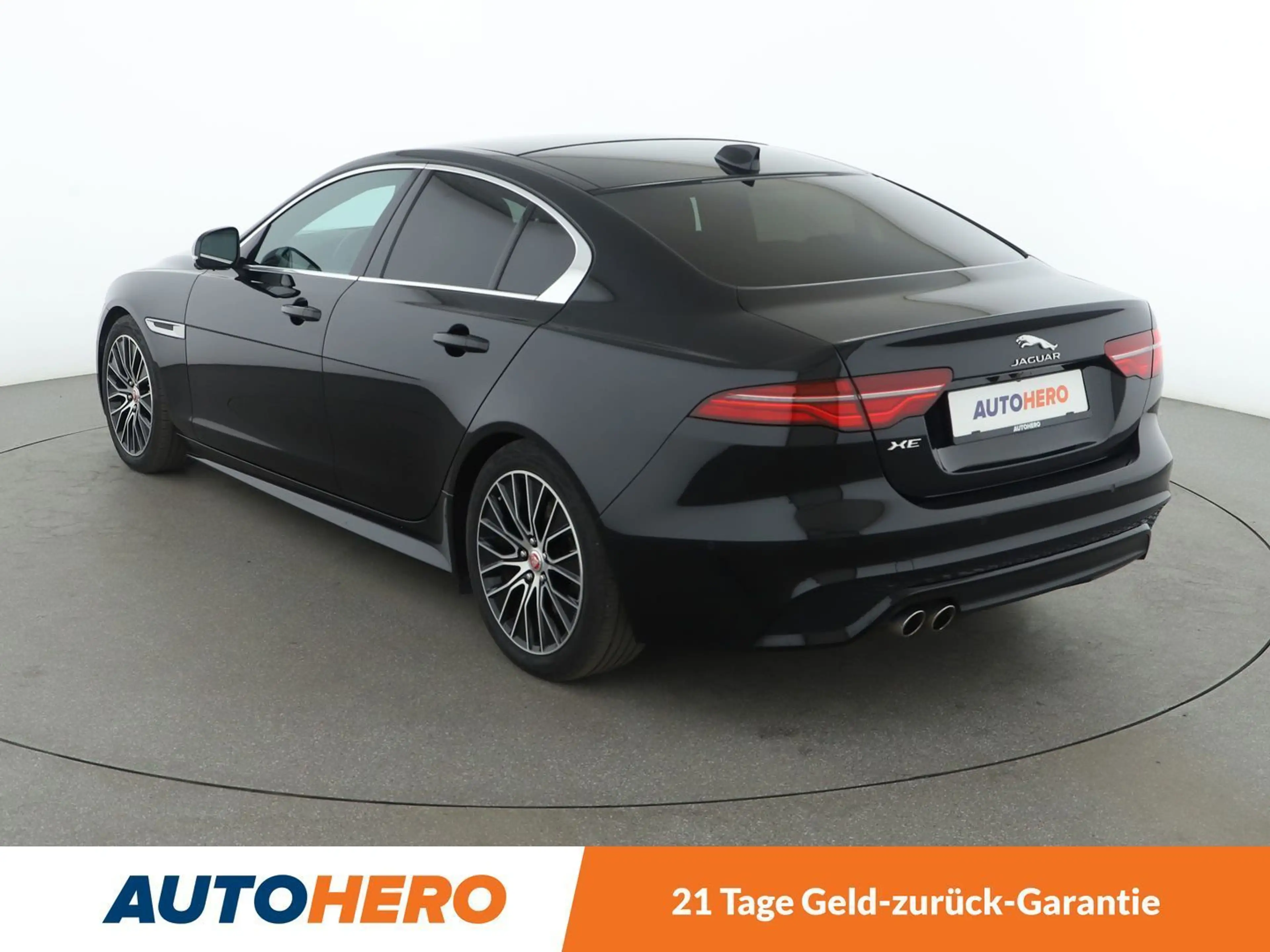 Jaguar XE D200 Mild-Hybrid R-Dynamic S Aut*NAVI*LED*ACC*CAM* — photo 4