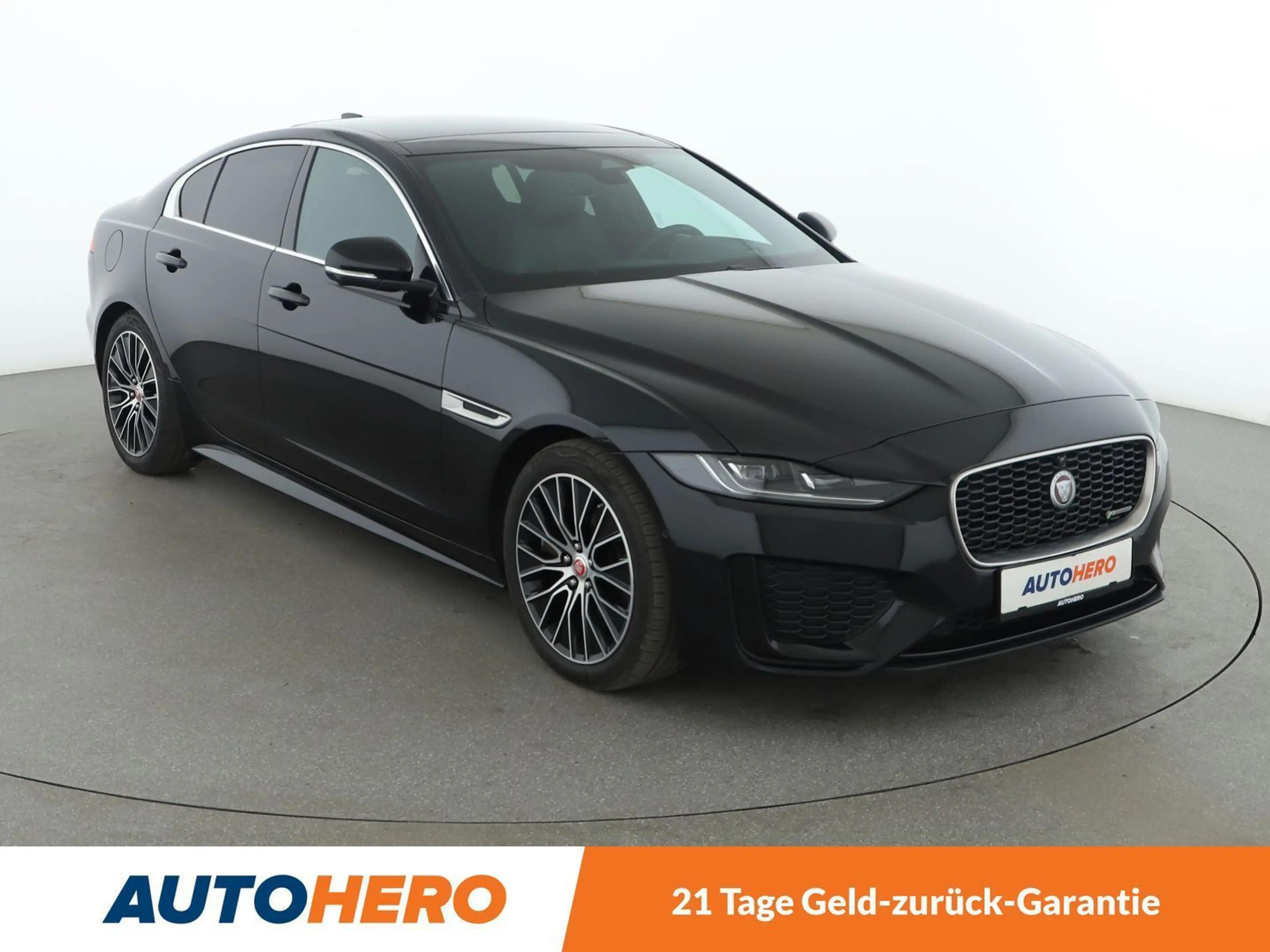 Jaguar XE D200 Mild-Hybrid R-Dynamic S Aut*NAVI*LED*ACC*CAM* — photo 8