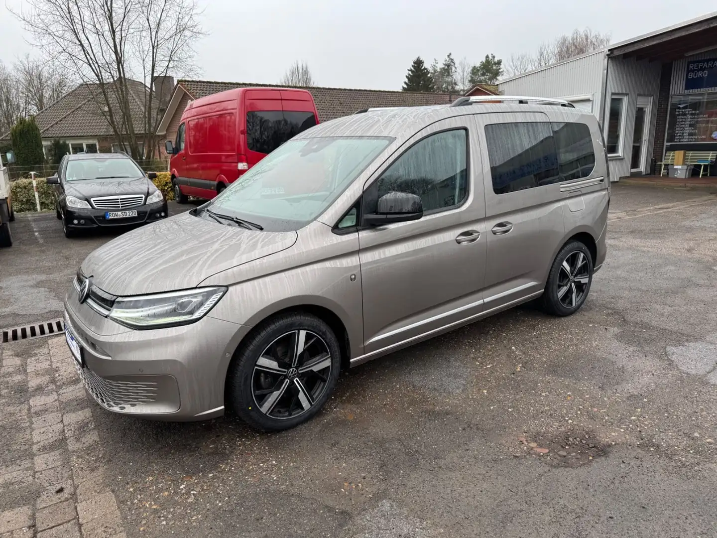 Volkswagen Caddy Style DSG/LED/AHK Beige - 1